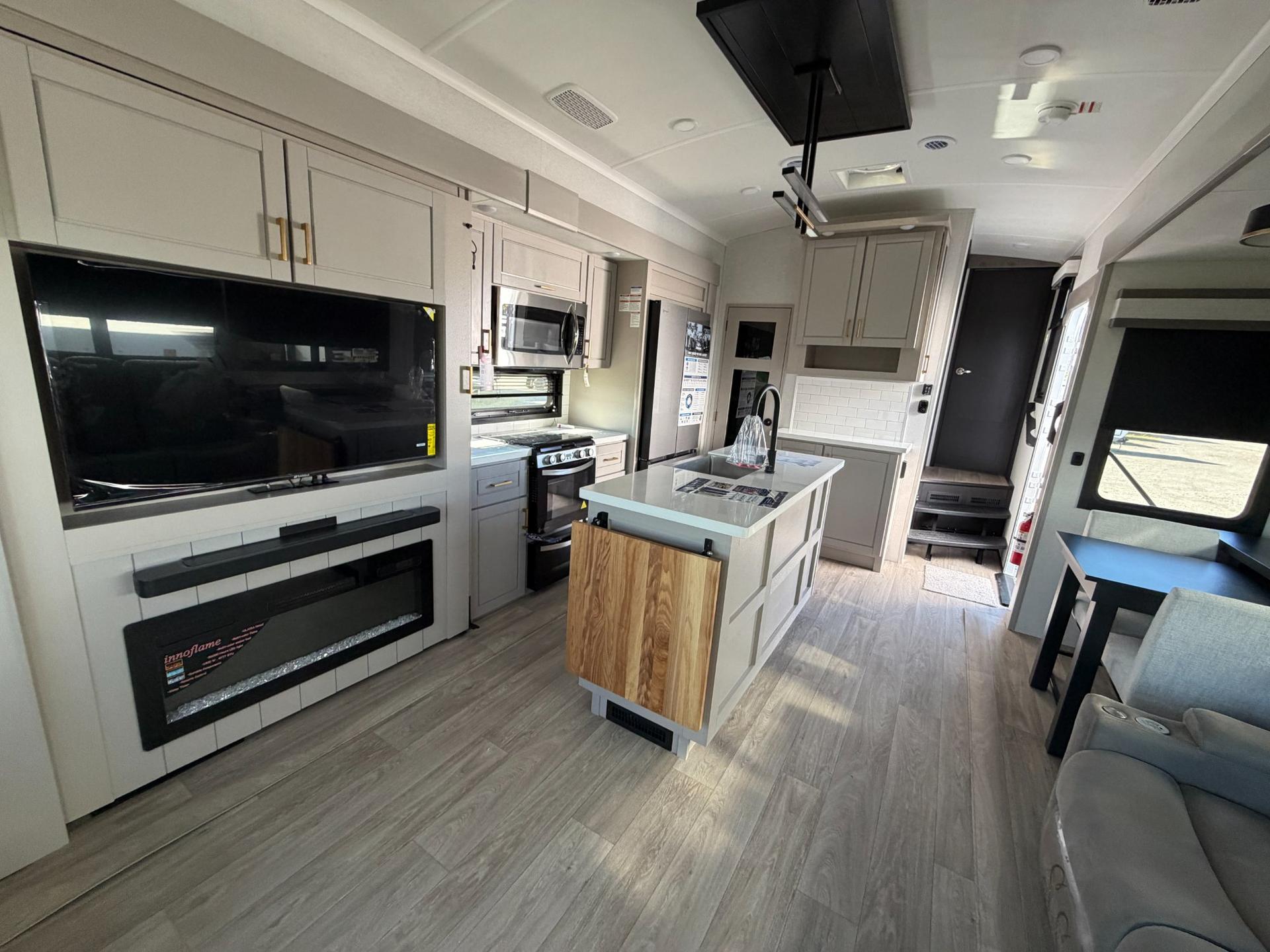 2027 Jayco 2027 Jayco North Point - thumbnail 8