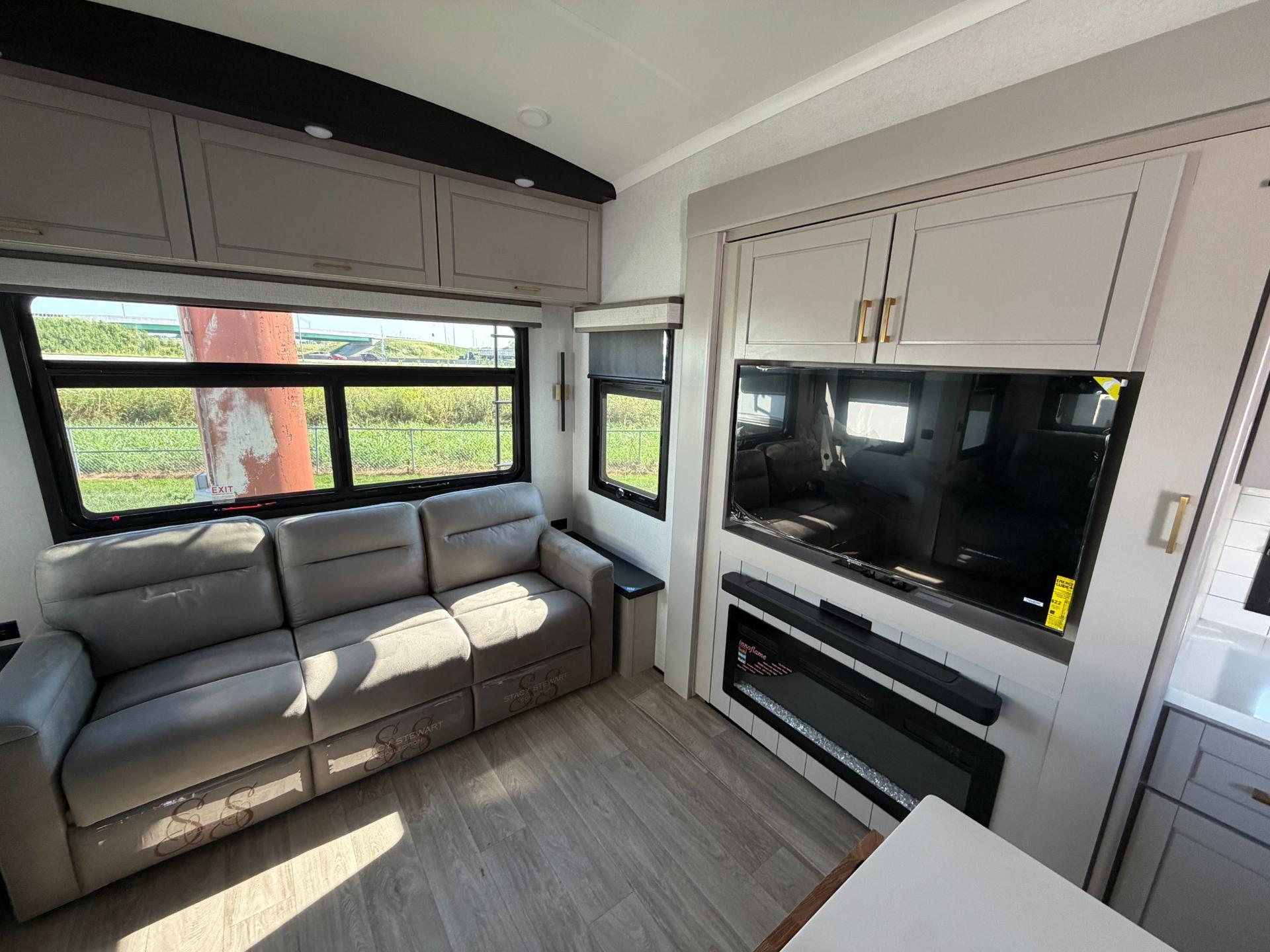 2027 Jayco 2027 Jayco North Point - thumbnail 12