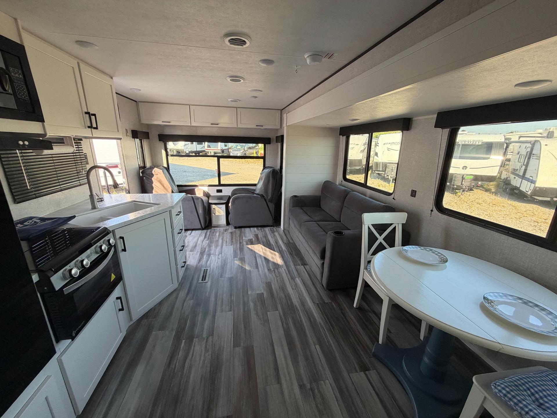 2025 Jayco 2025 Jayco JAY FLIGHT - thumbnail 8