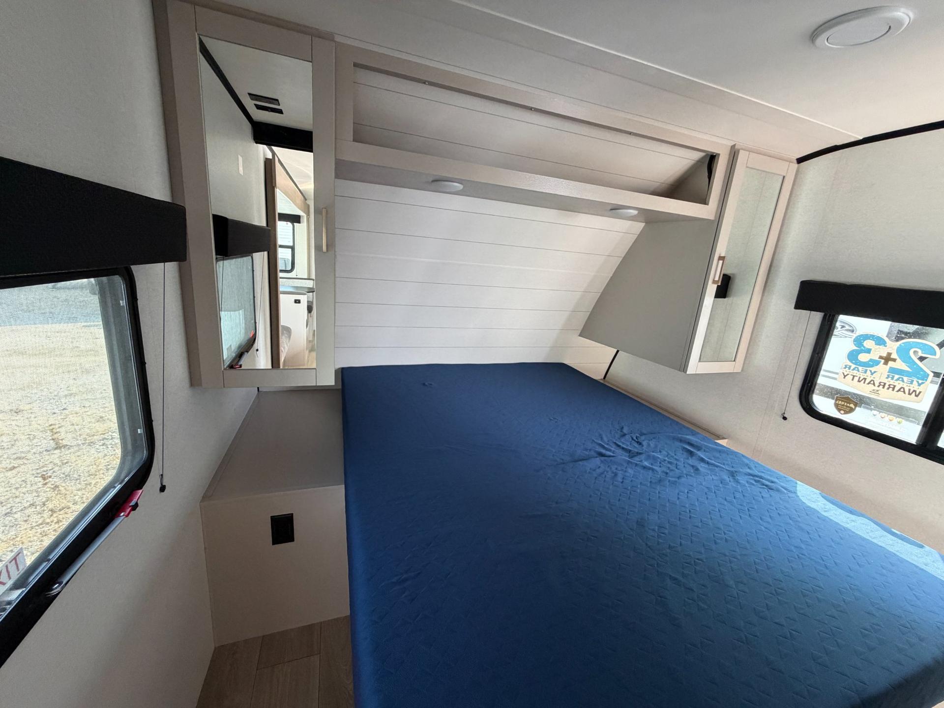 2027 Jayco 2027 Jayco Jay Feather SL - thumbnail 12