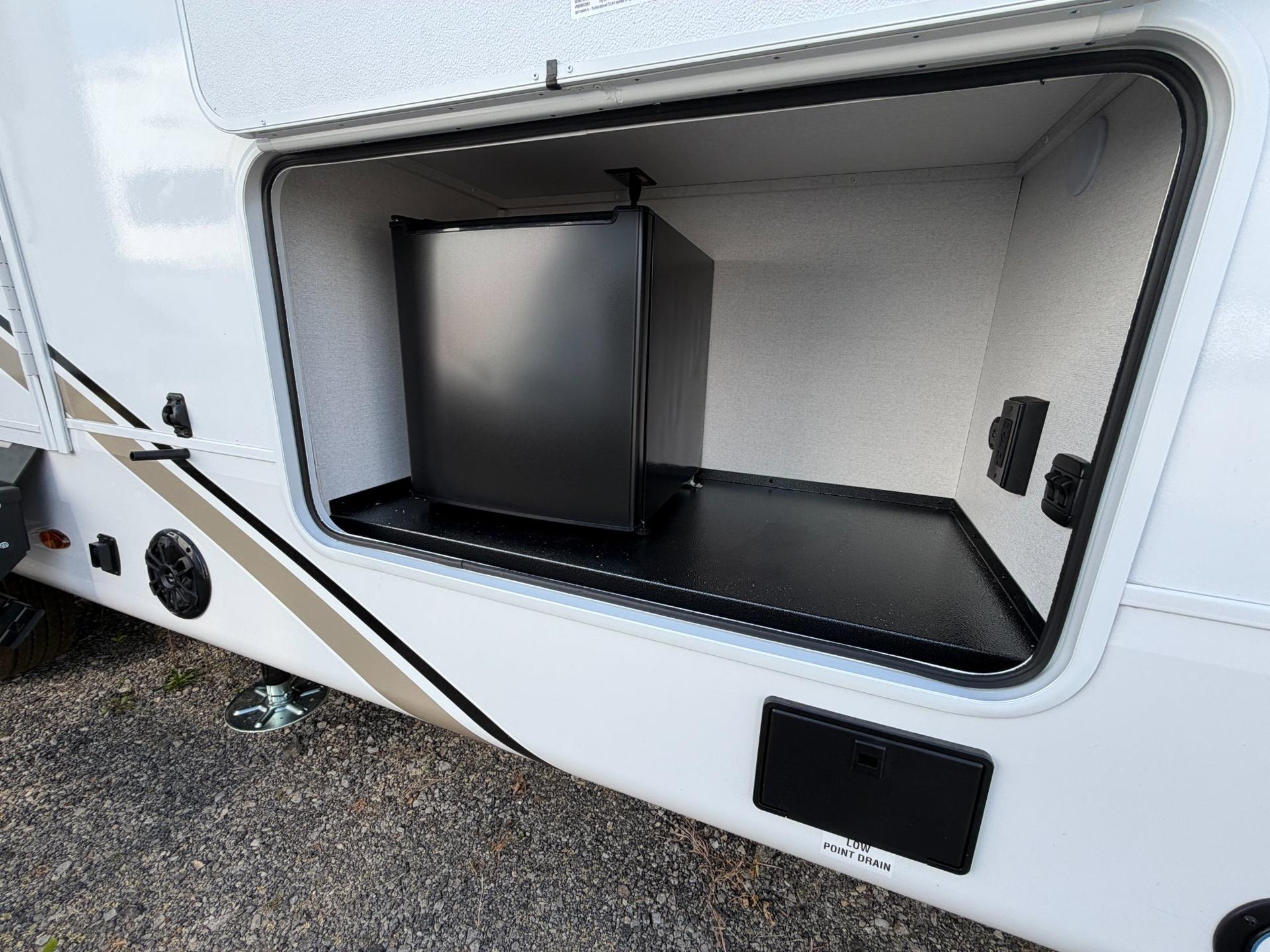 2027 Jayco 2027 Jayco Eagle - thumbnail 5