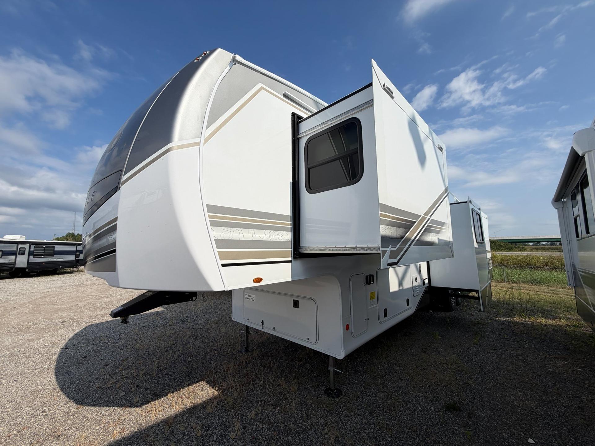 2027 Jayco 2027 Jayco Eagle - thumbnail 8