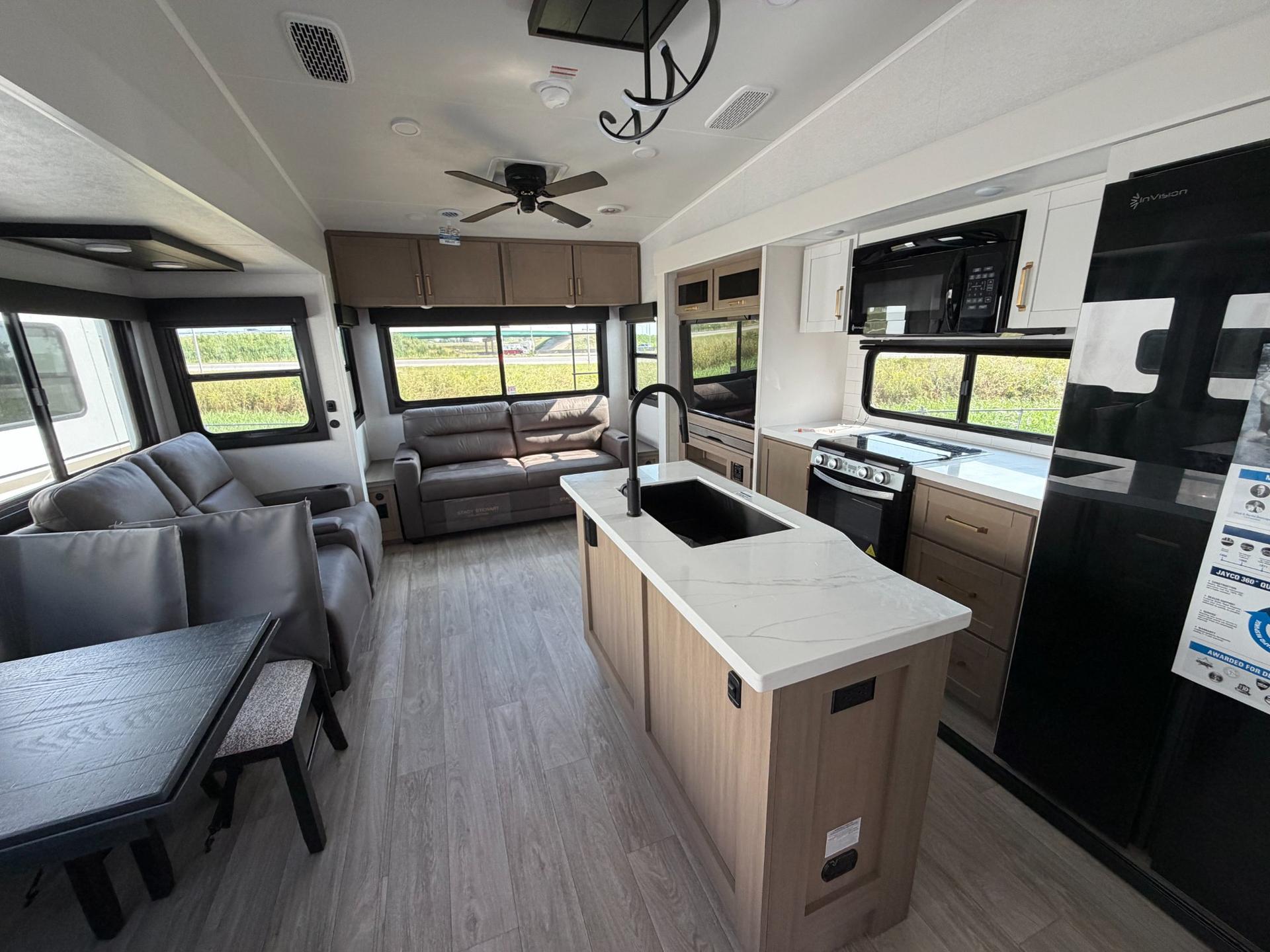 2027 Jayco 2027 Jayco Eagle - thumbnail 9