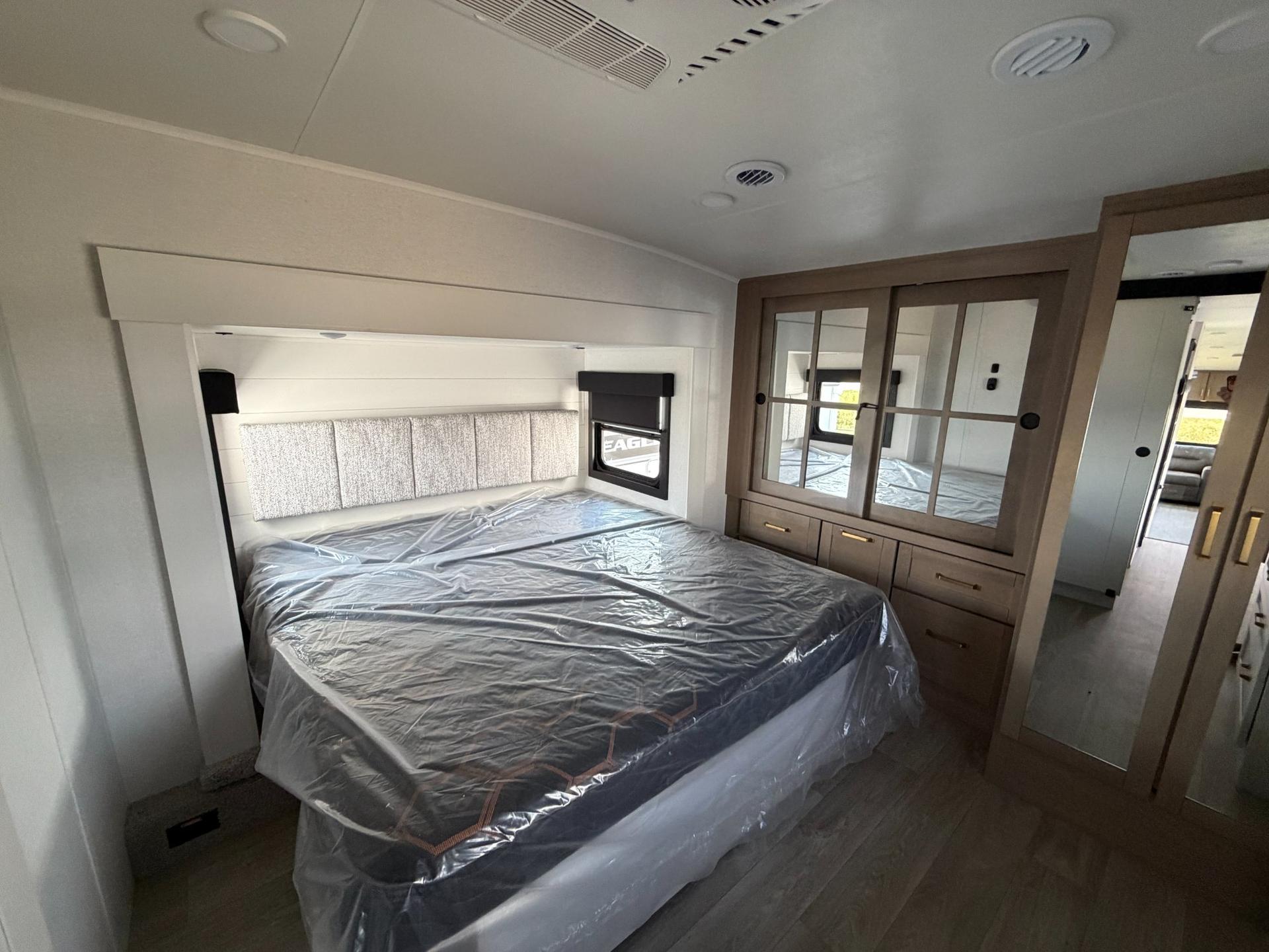 2027 Jayco 2027 Jayco Eagle - thumbnail 24