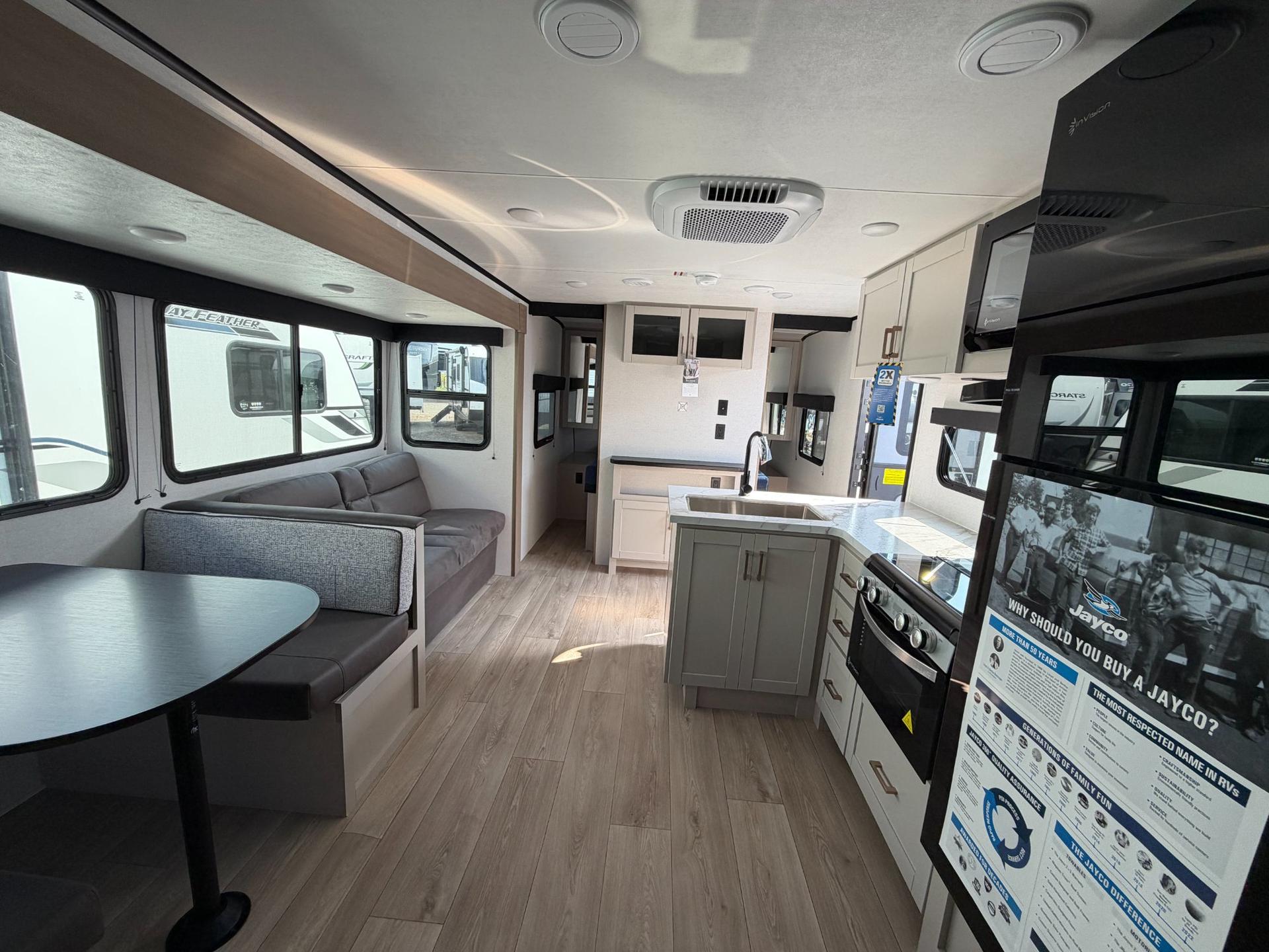 2027 Jayco 2027 Jayco Jay Feather SL - thumbnail 8