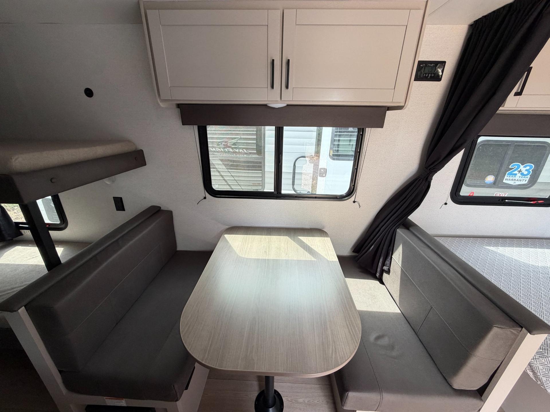 2027 Jayco 2027 Jayco Jay Flight - thumbnail 10