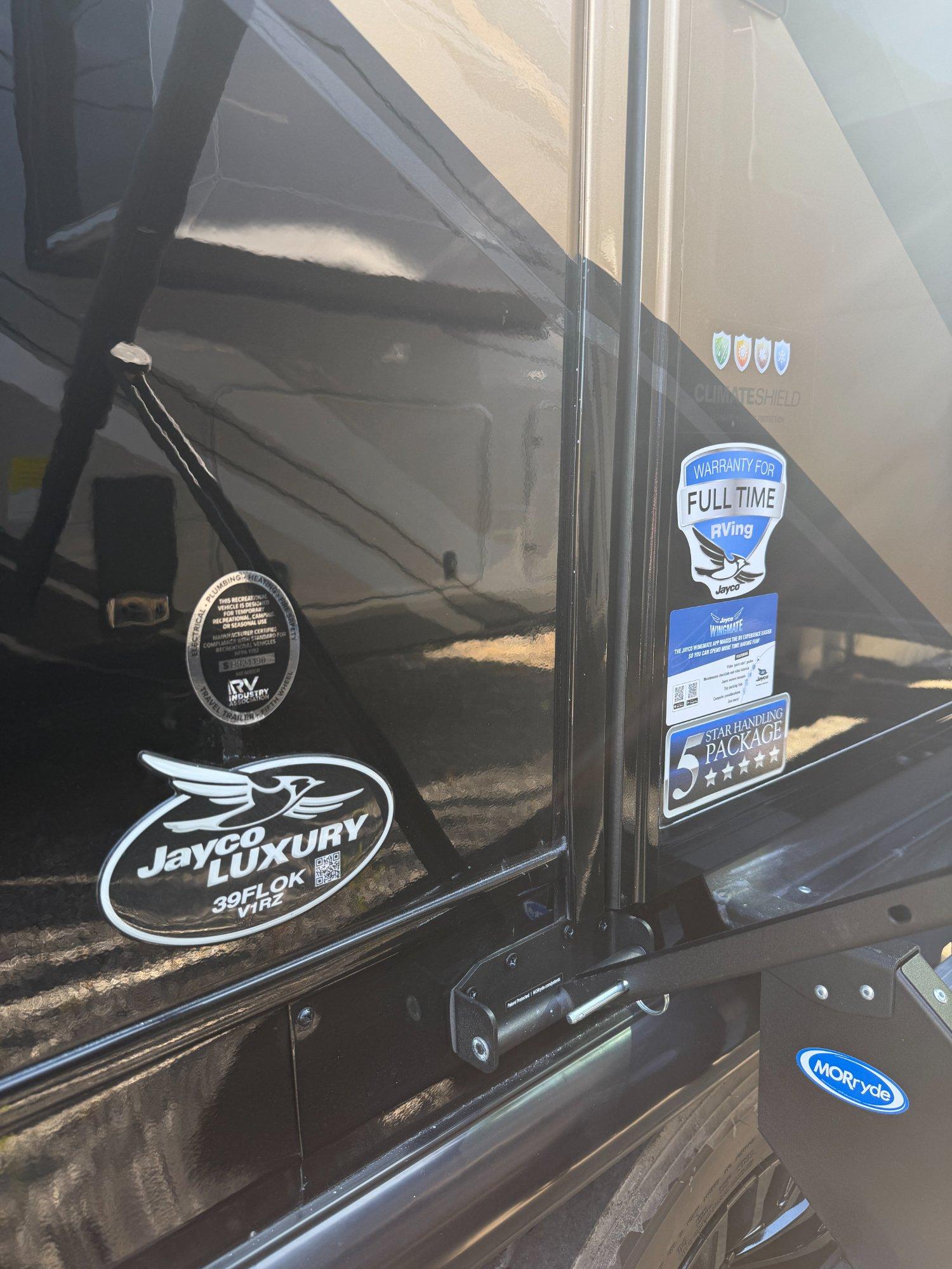 2027 Jayco 2027 Jayco Pinnacle - thumbnail 5