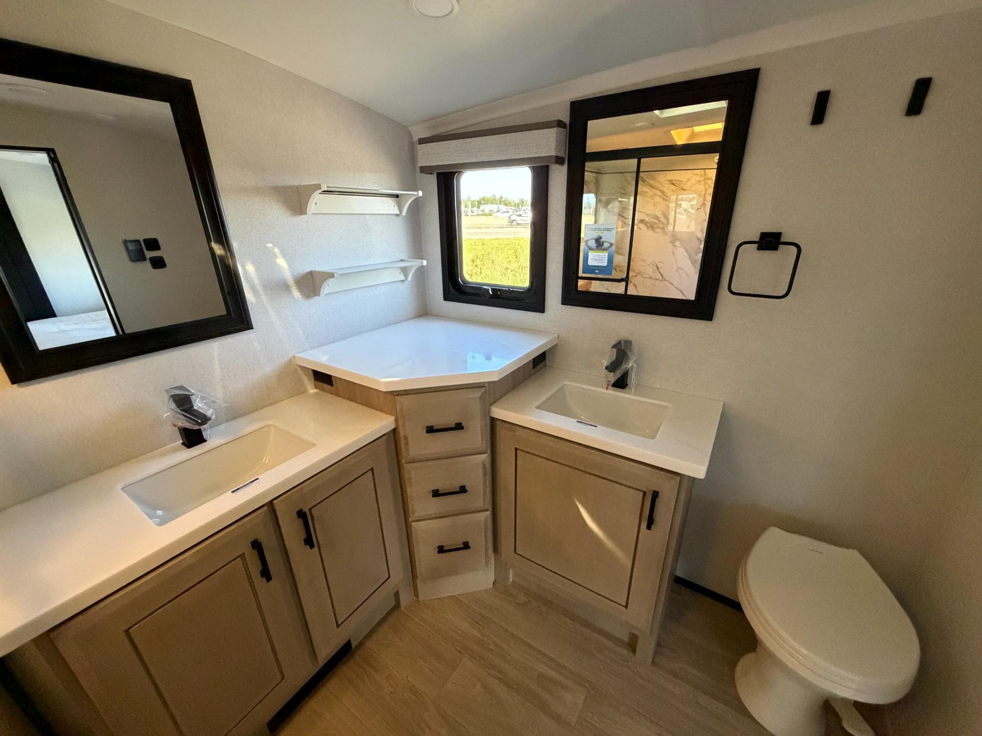 2027 Jayco 2027 Jayco Pinnacle - thumbnail 27