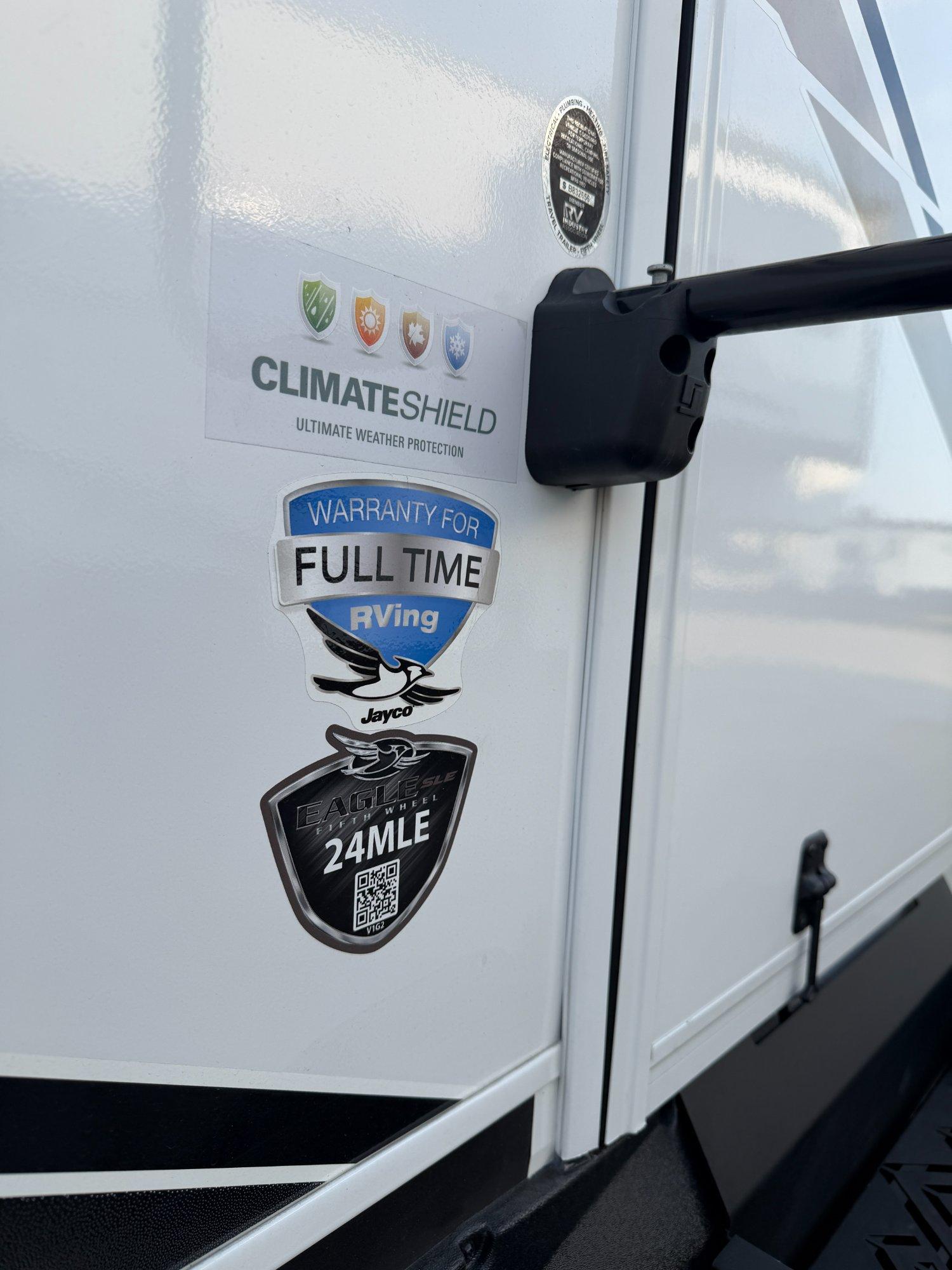 2027 Jayco 2027 Jayco Eagle SLE - thumbnail 3