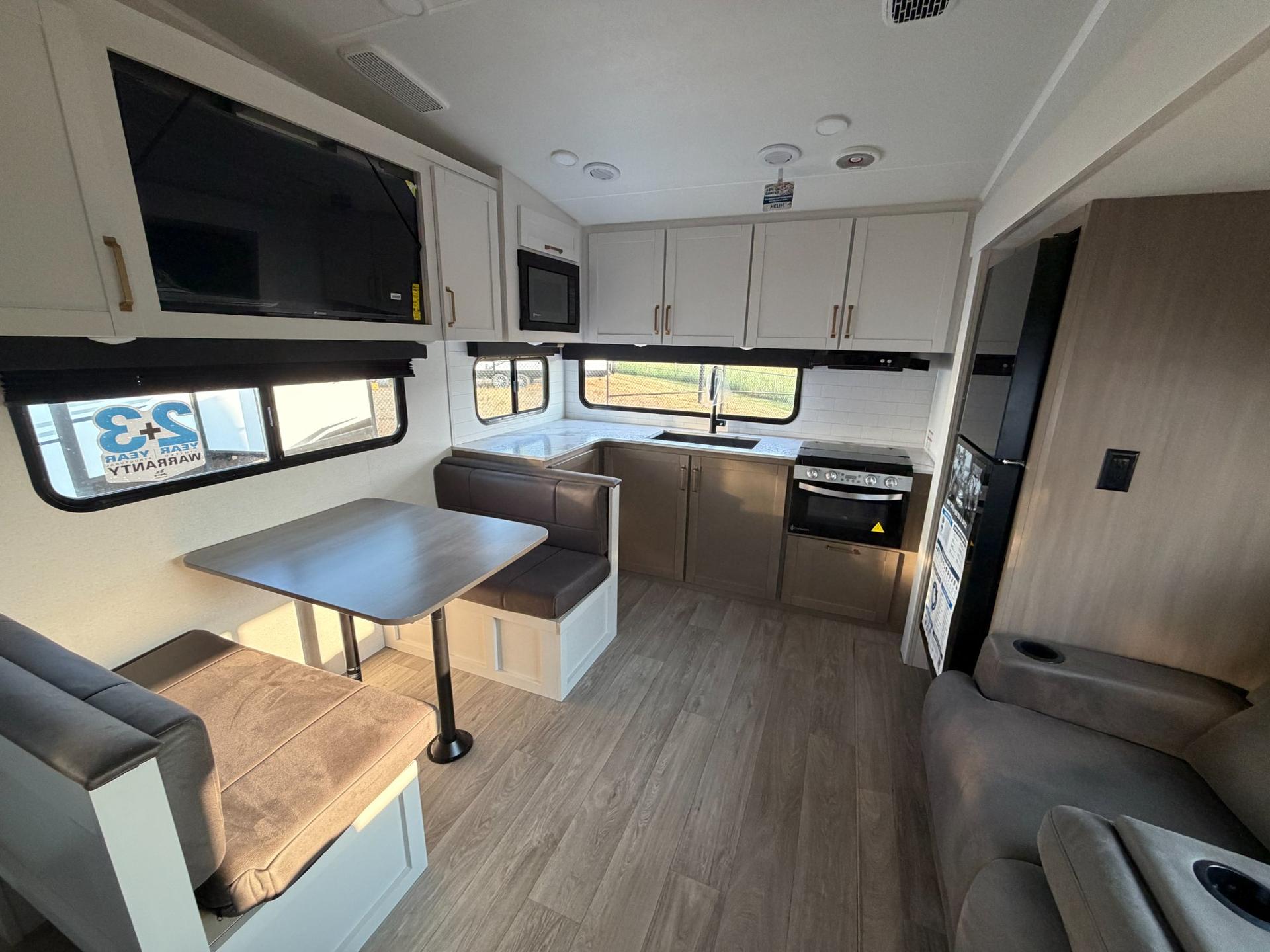 2027 Jayco 2027 Jayco Eagle SLE - thumbnail 10