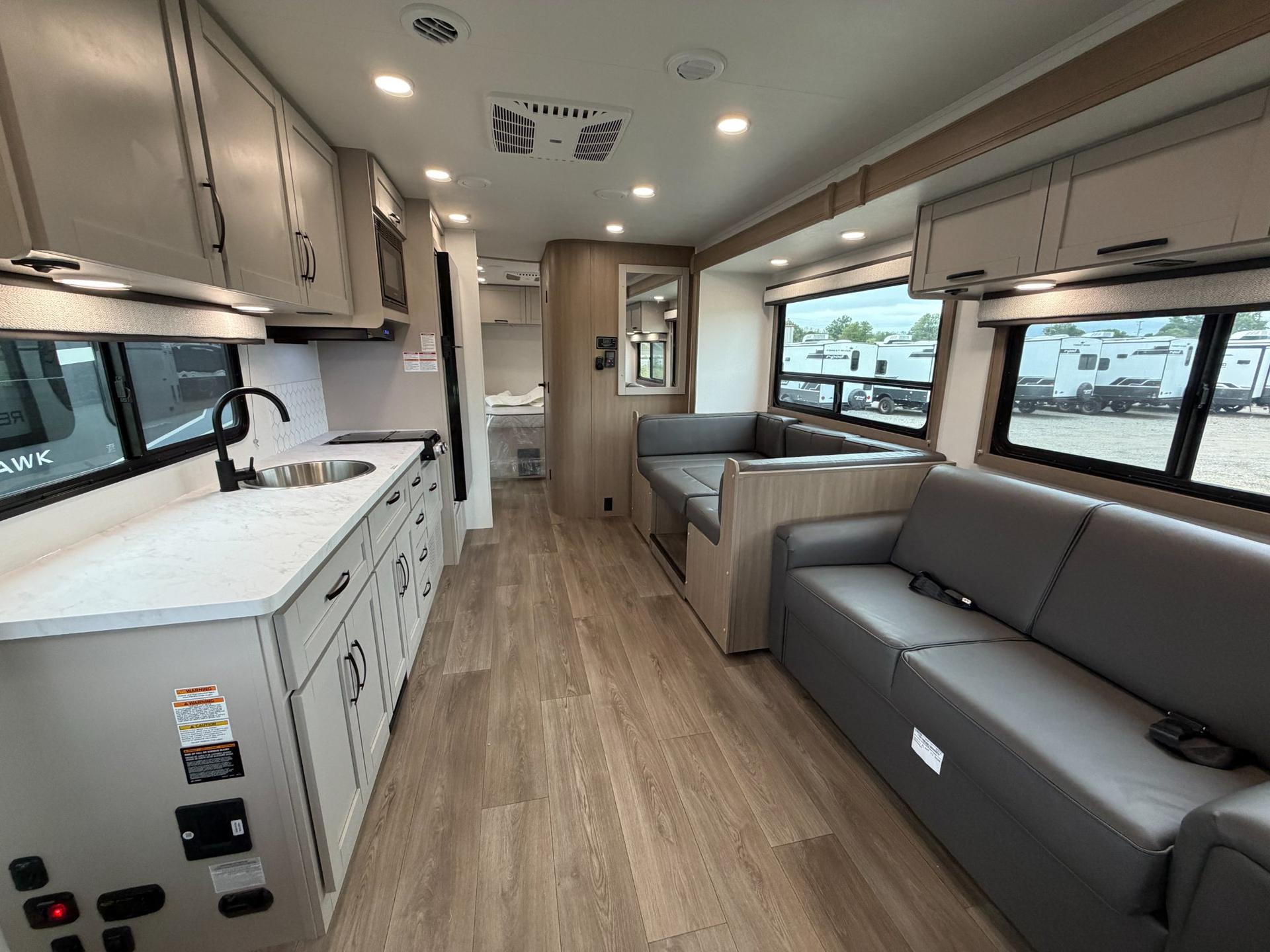 2027 Jayco 2027 Jayco Redhawk SE - thumbnail 8