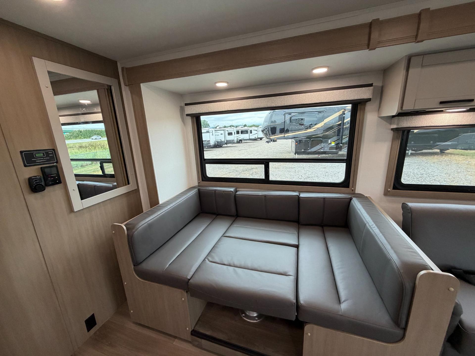 2027 Jayco 2027 Jayco Redhawk SE - thumbnail 12