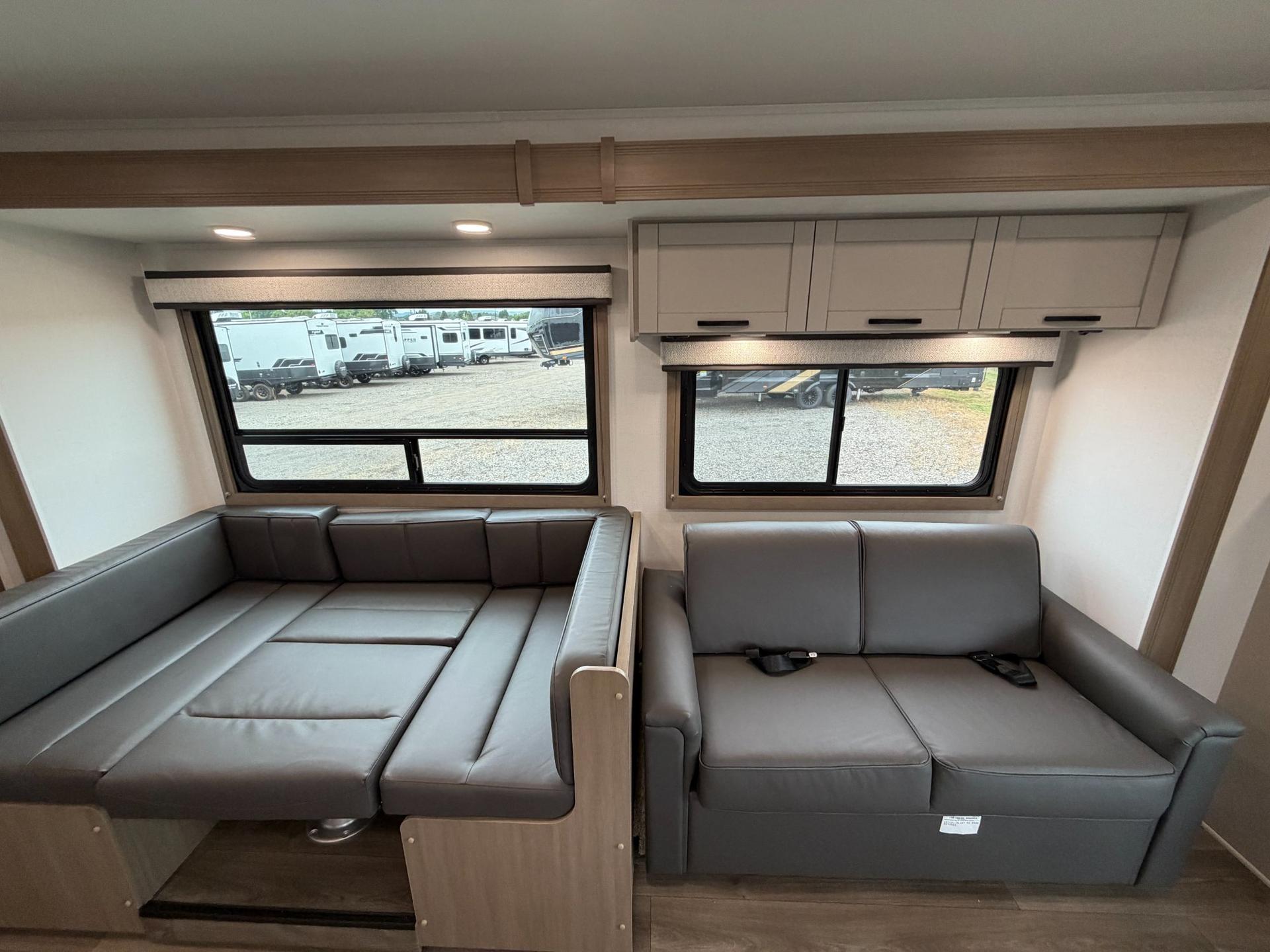 2027 Jayco 2027 Jayco Redhawk SE - thumbnail 13