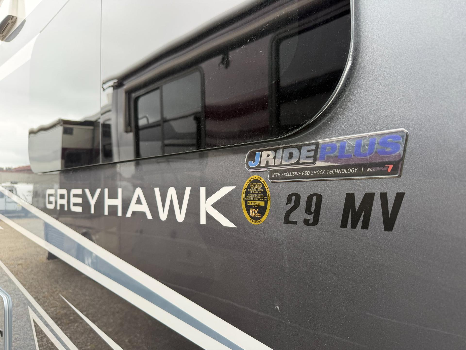 2027 Jayco 2027 Jayco Greyhawk - thumbnail 3