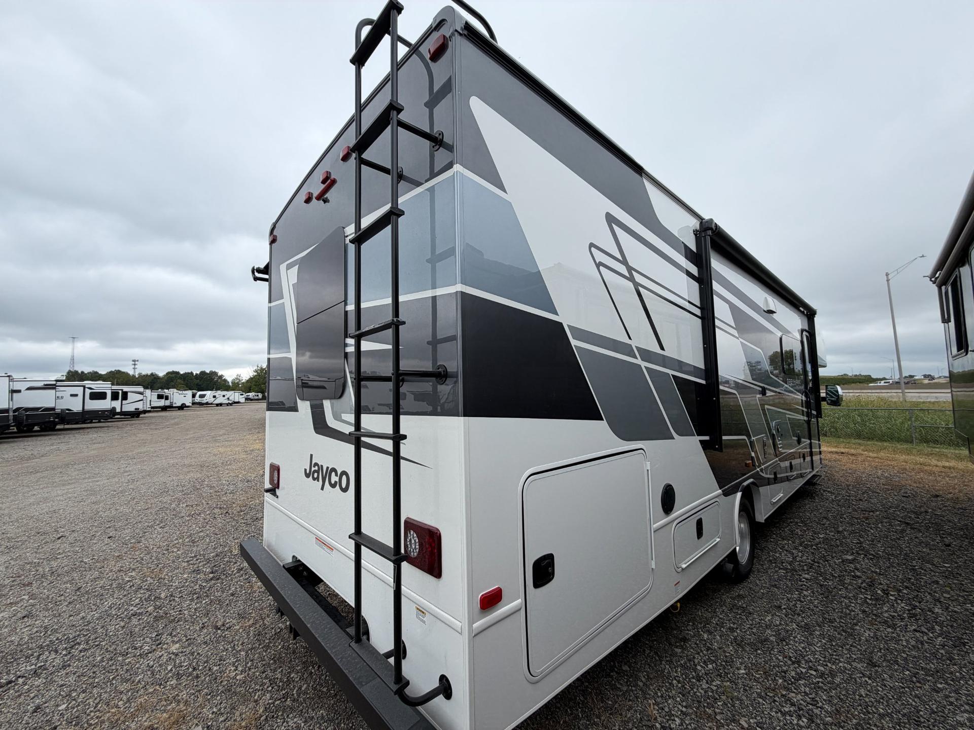 2027 Jayco 2027 Jayco Greyhawk - thumbnail 5