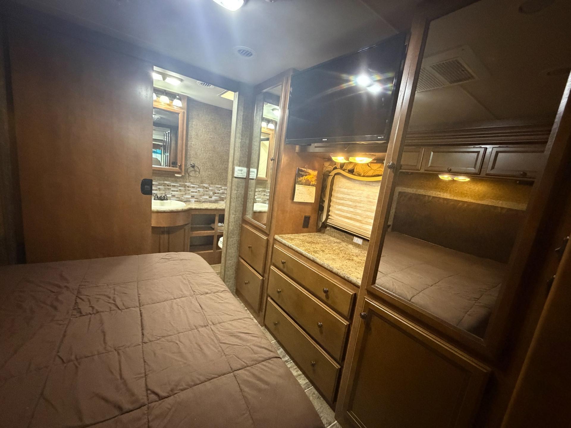 2013 Thor Motor Coach 2013 Thor Motor Coach Windsport - thumbnail 19