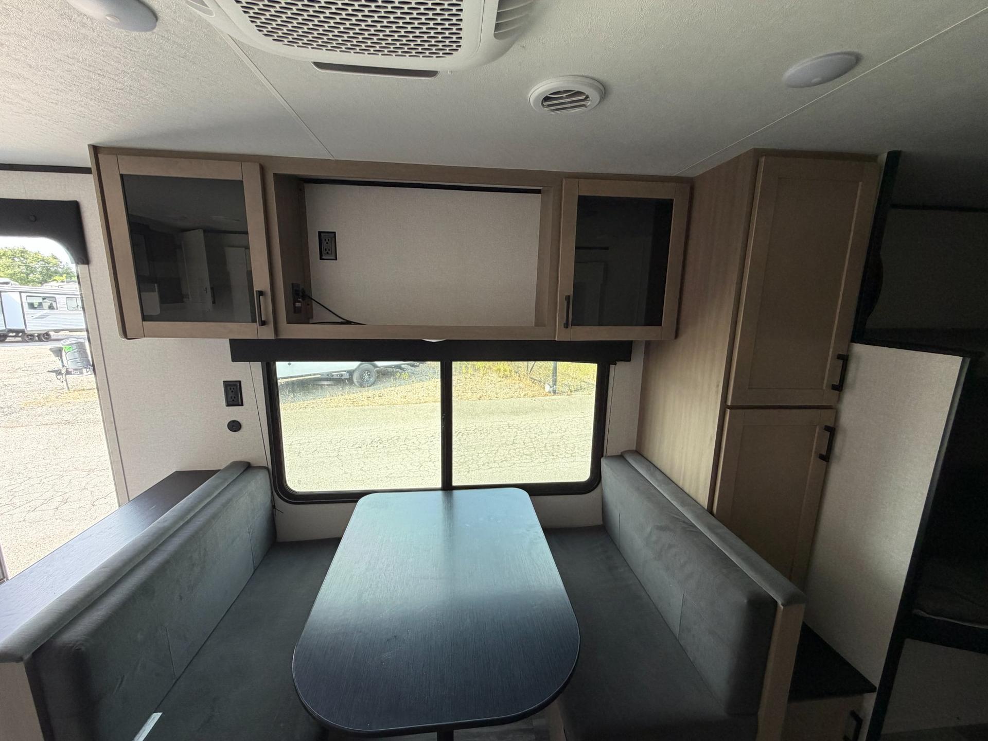 2026 Jayco 2026 Jayco Jay Flight SLX - thumbnail 14