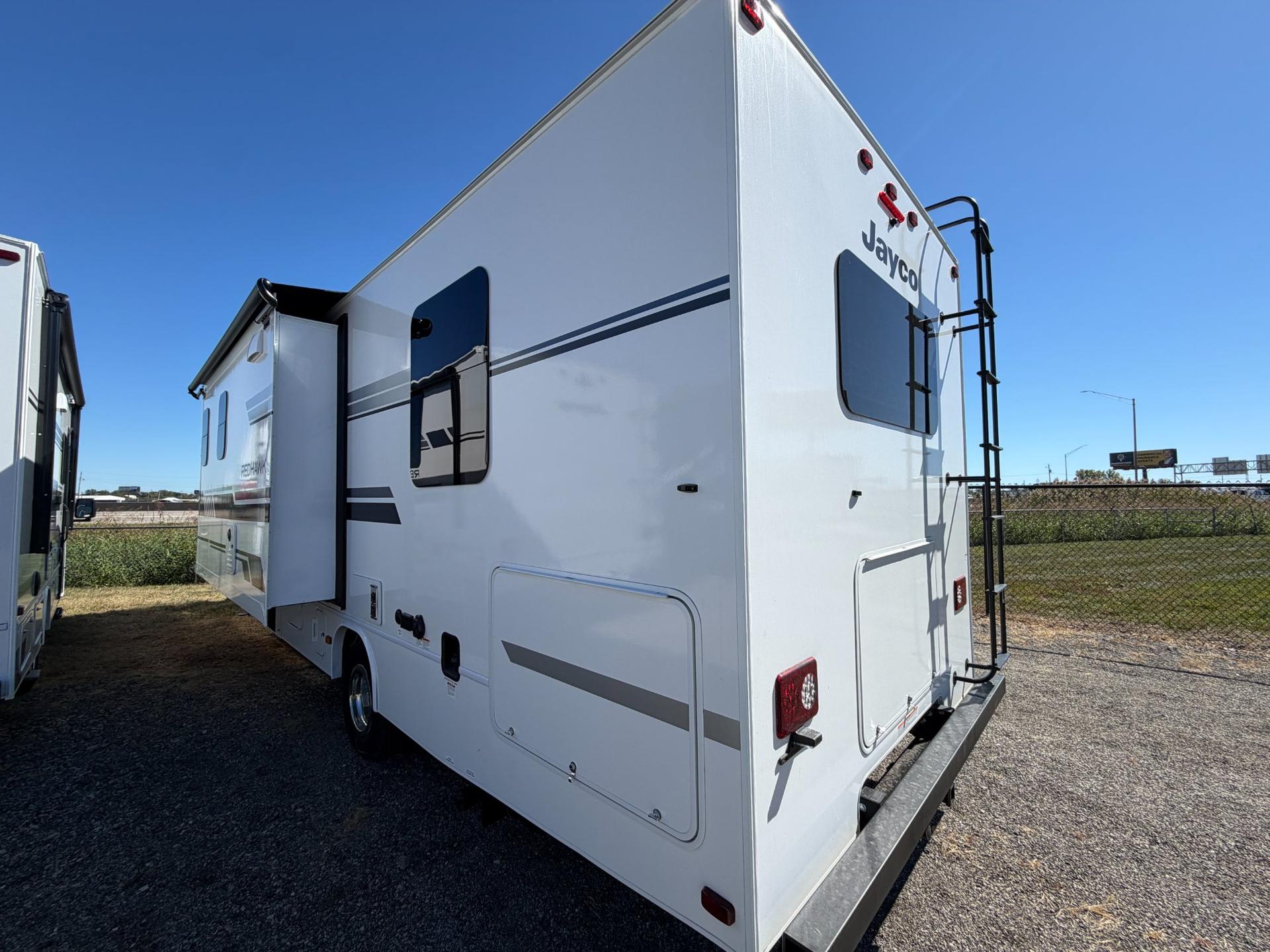 2027 Jayco 2027 Jayco Redhawk - thumbnail 6