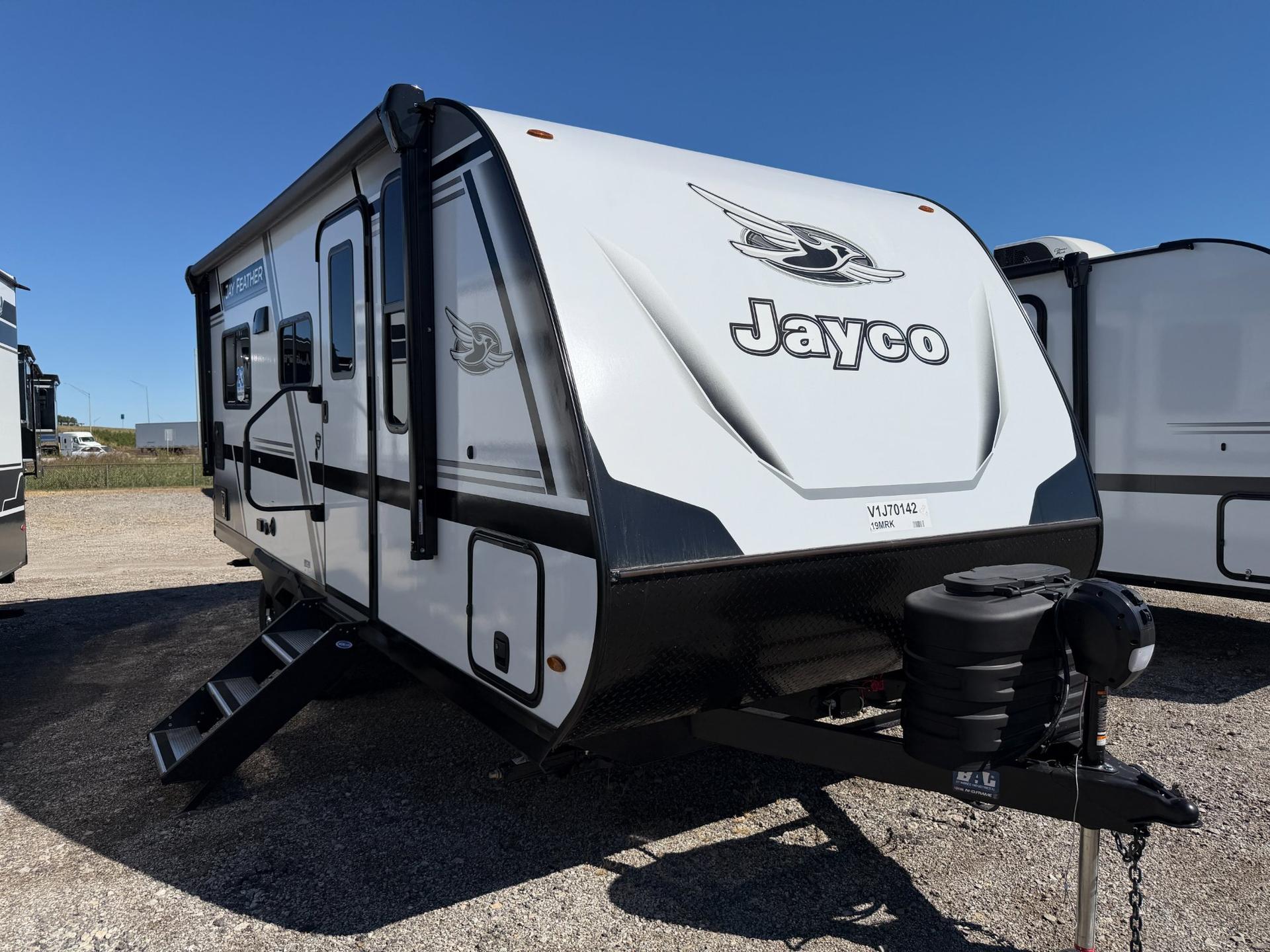 2027 Jayco 2027 Jayco Jay Feather - image 1
