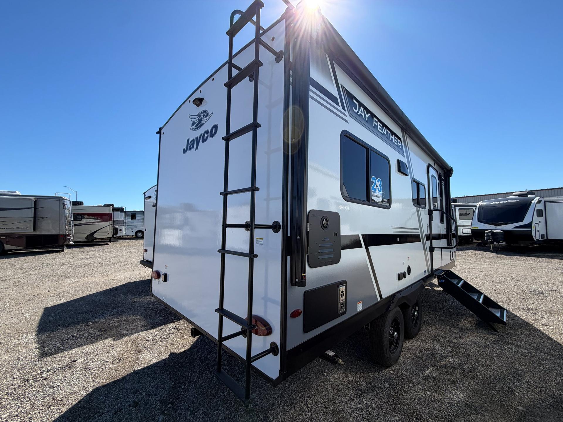 2027 Jayco 2027 Jayco Jay Feather - thumbnail 4