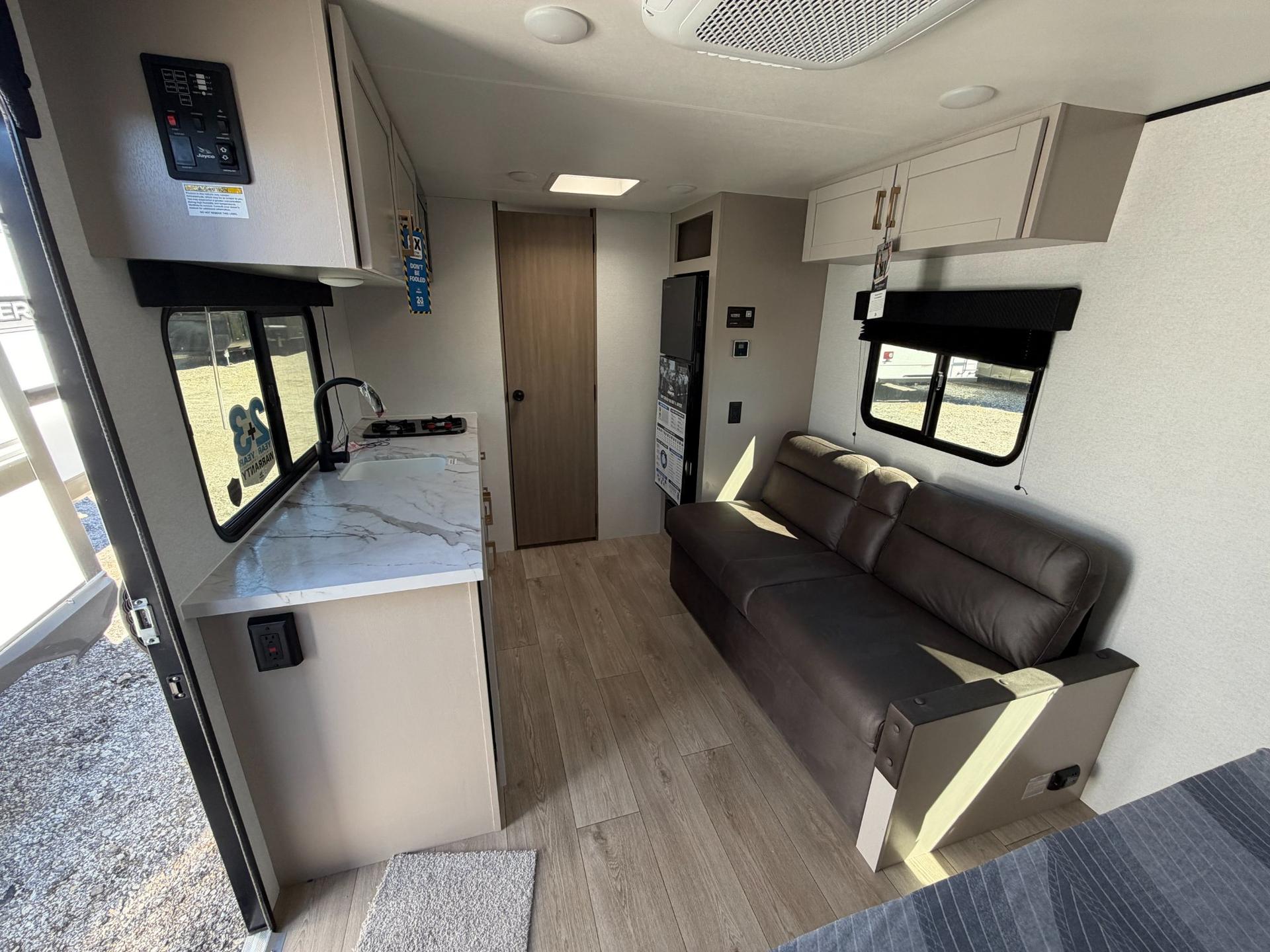 2027 Jayco 2027 Jayco Jay Feather Air SL - thumbnail 7