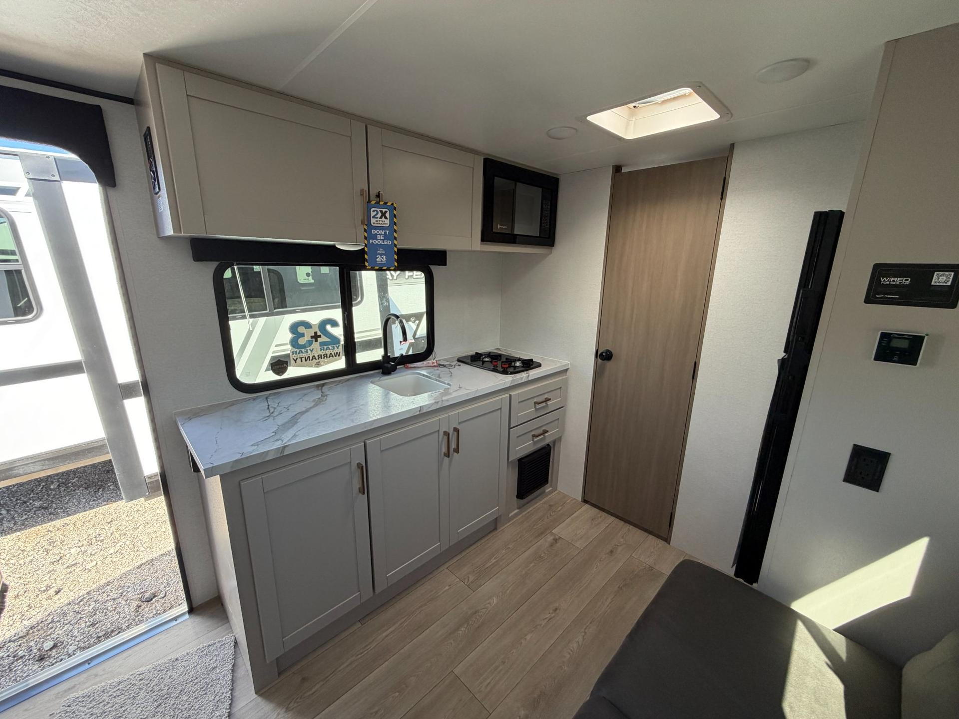 2027 Jayco 2027 Jayco Jay Feather Air SL - thumbnail 11