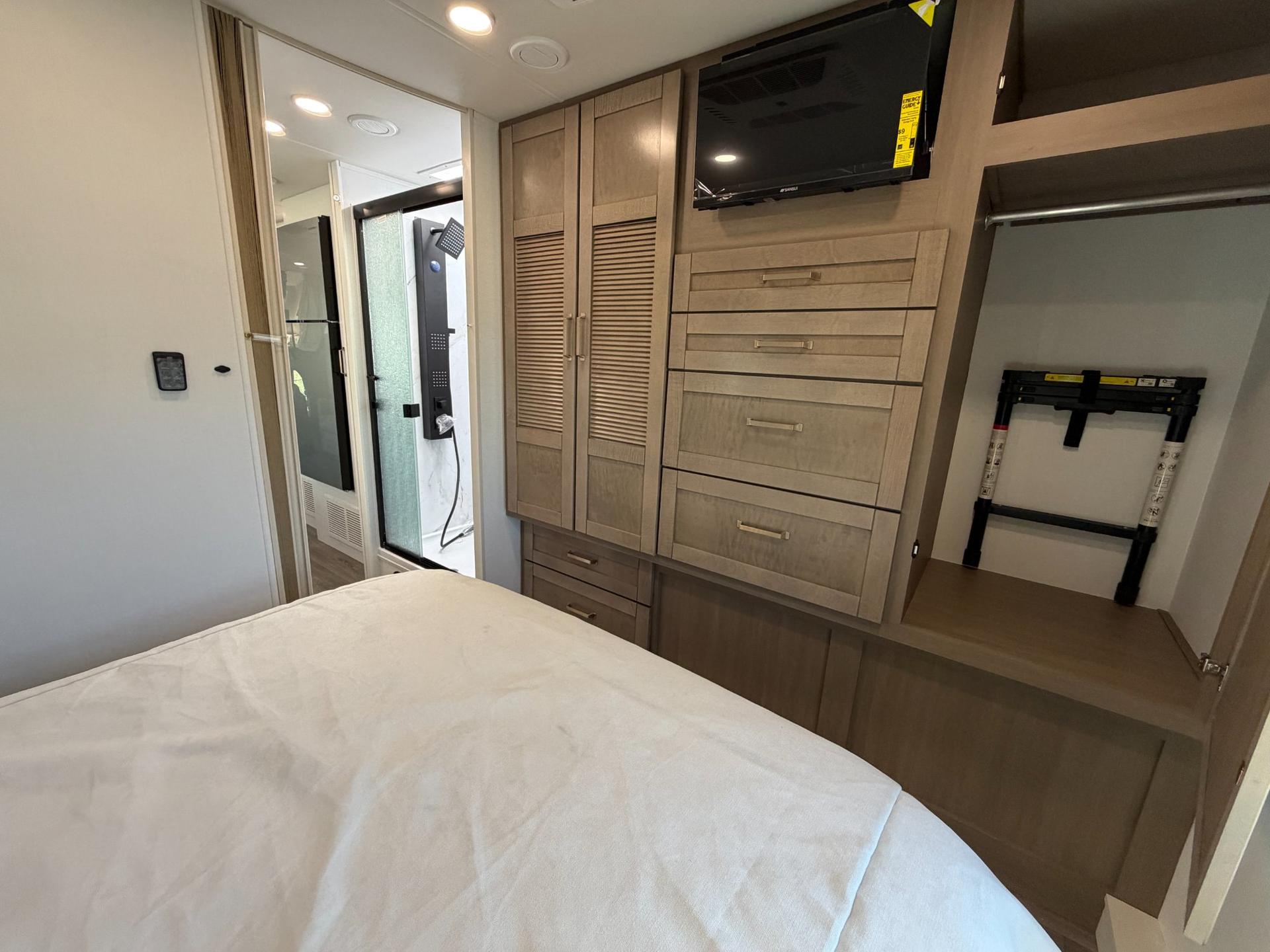 2027 Jayco 2027 Jayco Greyhawk - thumbnail 22