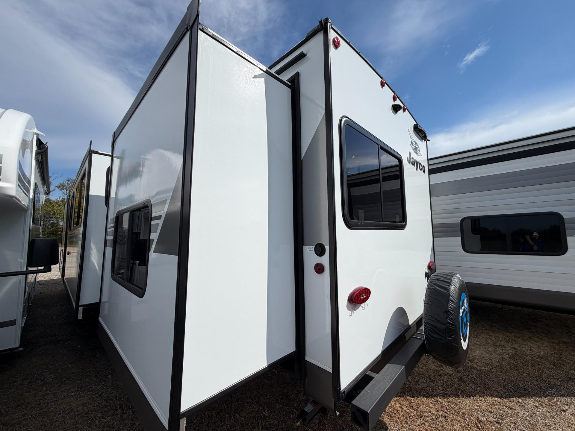 2027 Jayco 2027 Jayco Jay Flight - thumbnail 5