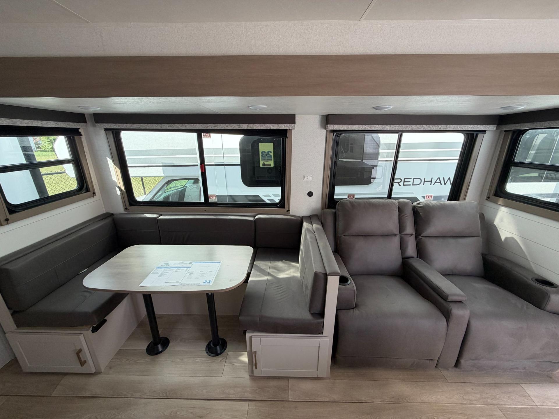 2027 Jayco 2027 Jayco Jay Flight - thumbnail 13
