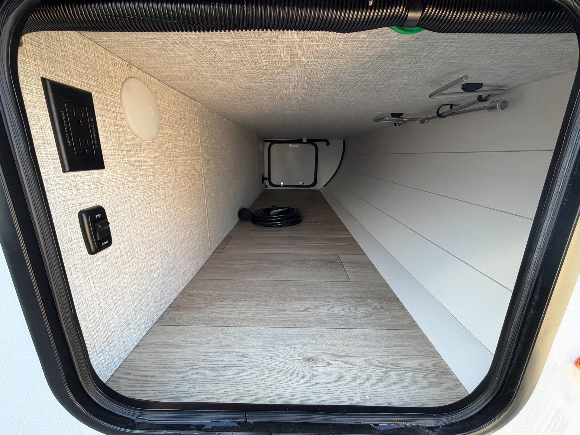2027 Jayco 2027 Jayco Jay Feather Air - thumbnail 5