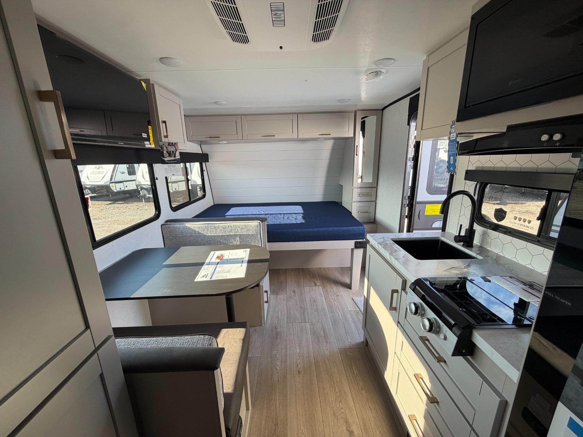 2027 Jayco 2027 Jayco Jay Feather Air - thumbnail 10