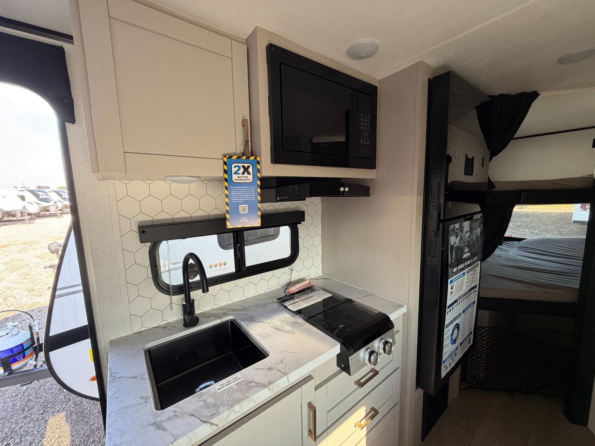 2027 Jayco 2027 Jayco Jay Feather Air - thumbnail 12