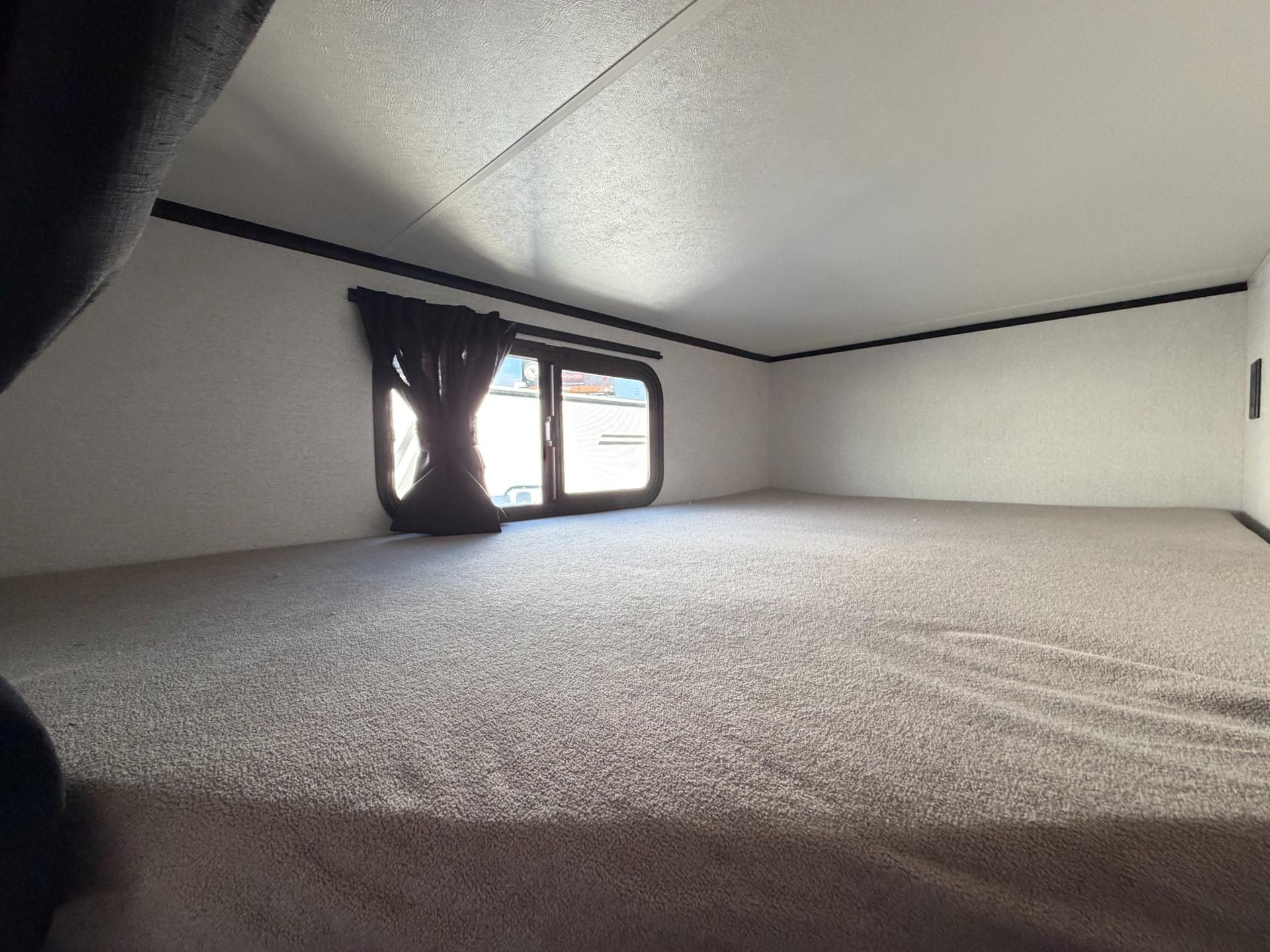 2027 Jayco 2027 Jayco Jay Feather Air - thumbnail 15