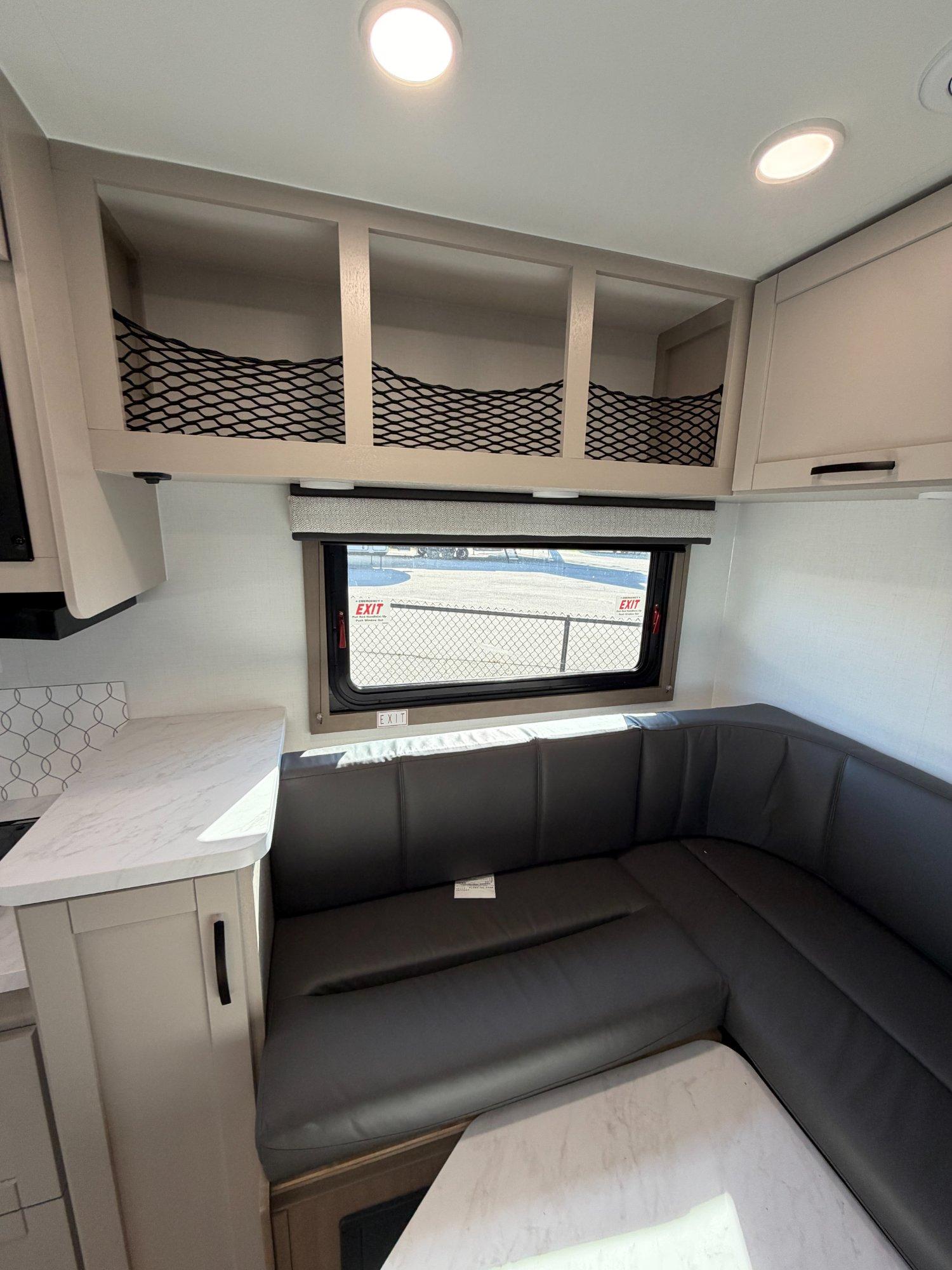 2027 Jayco 2027 Jayco REDHWAK SE - thumbnail 16