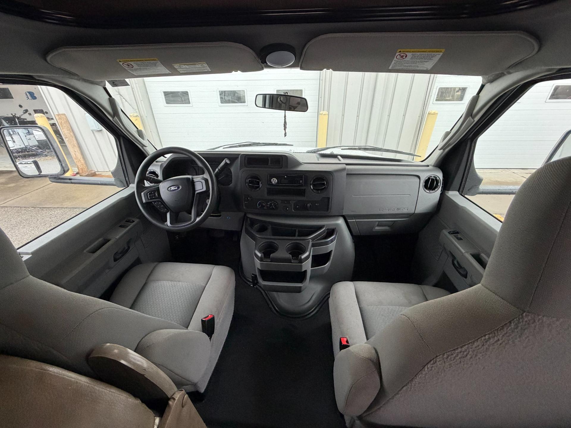 2021 Coachmen 2021 Coachmen Freelander - thumbnail 15