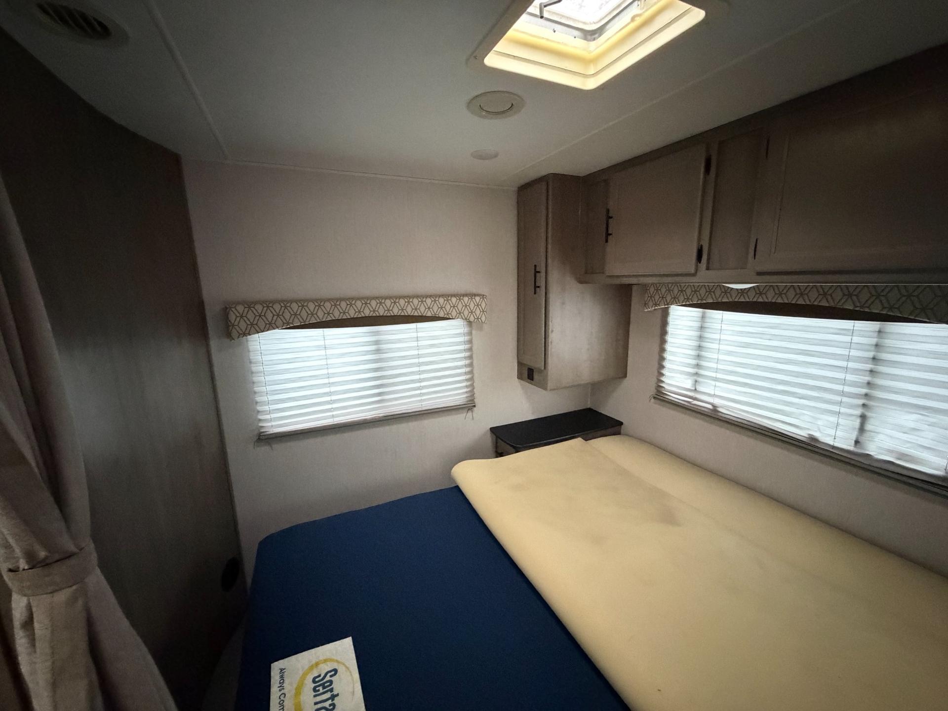 2021 Coachmen 2021 Coachmen Freelander - thumbnail 22