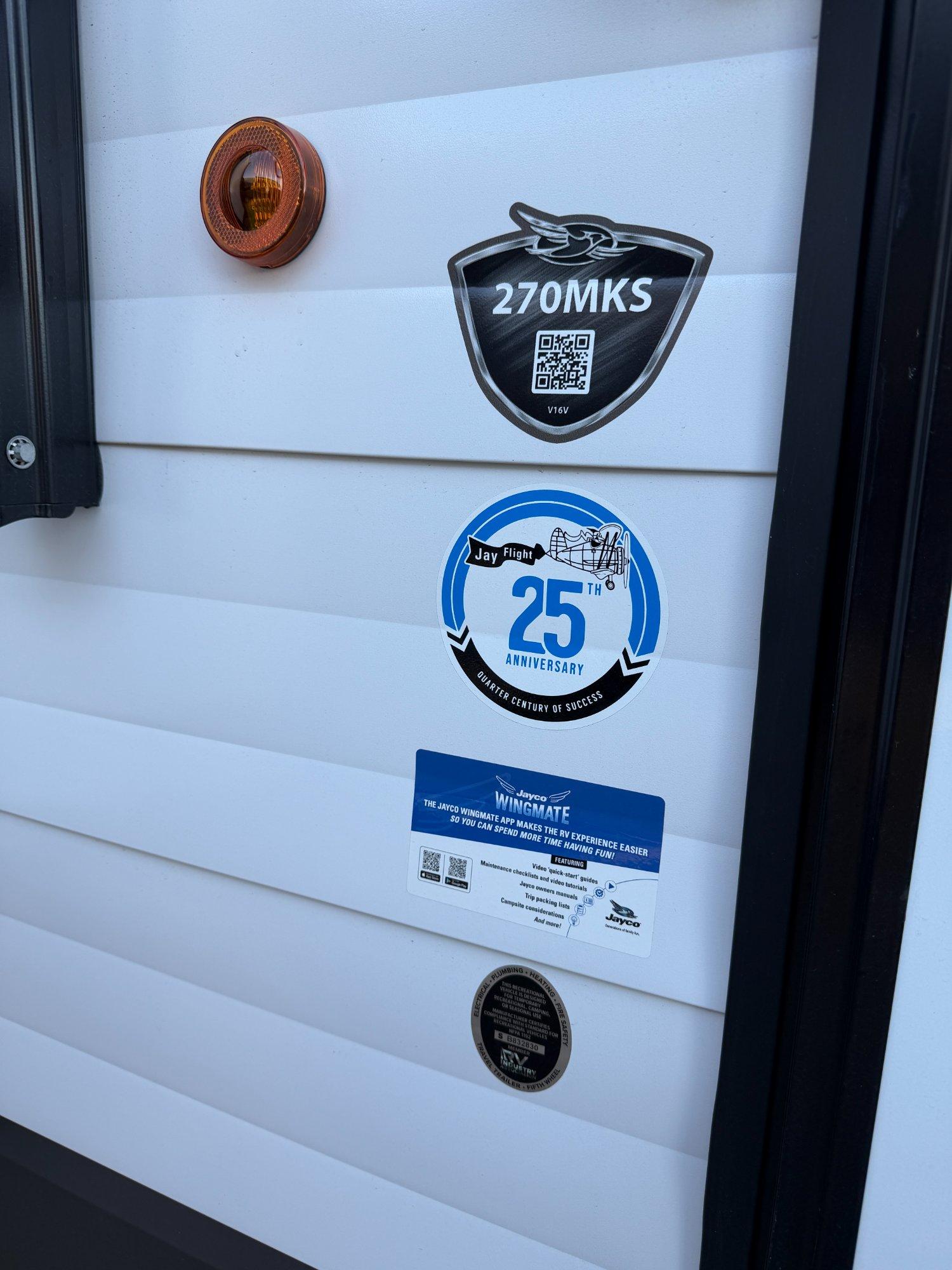 2027 Jayco 2027 Jayco Jay Flight - thumbnail 3