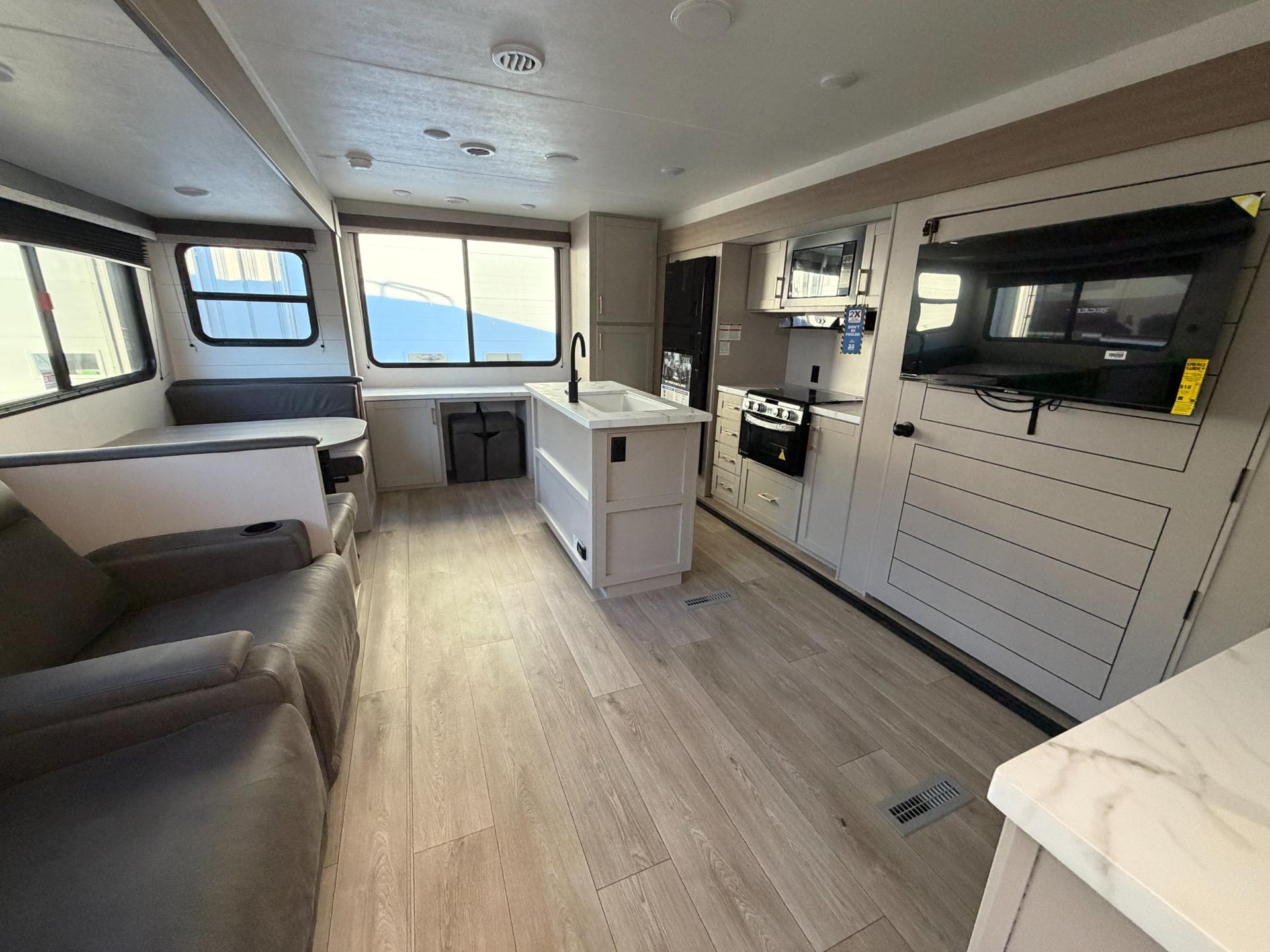 2027 Jayco 2027 Jayco Jay Flight - thumbnail 7