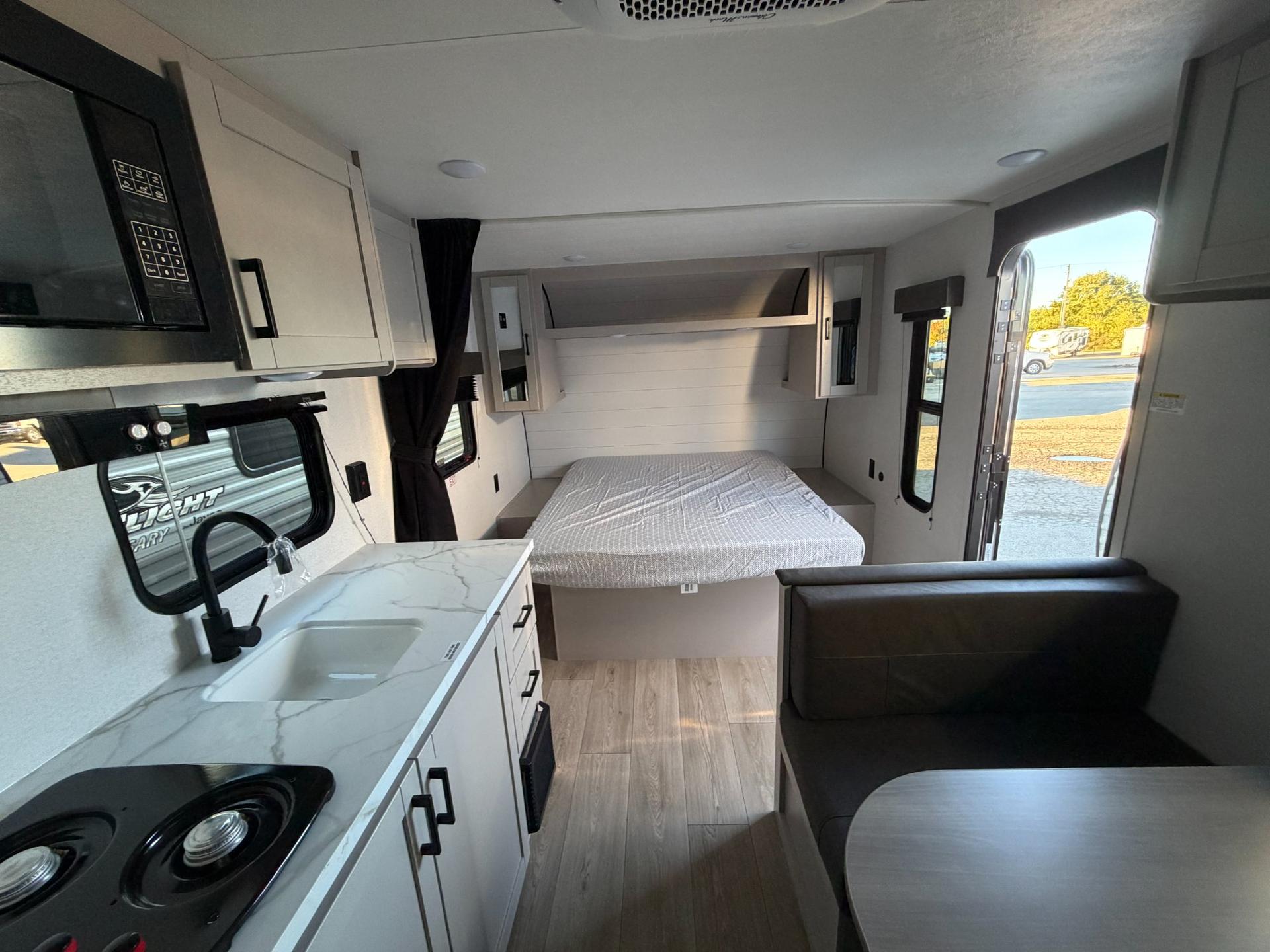 2027 Jayco 2027 Jayco JAY FLIGHT - thumbnail 8