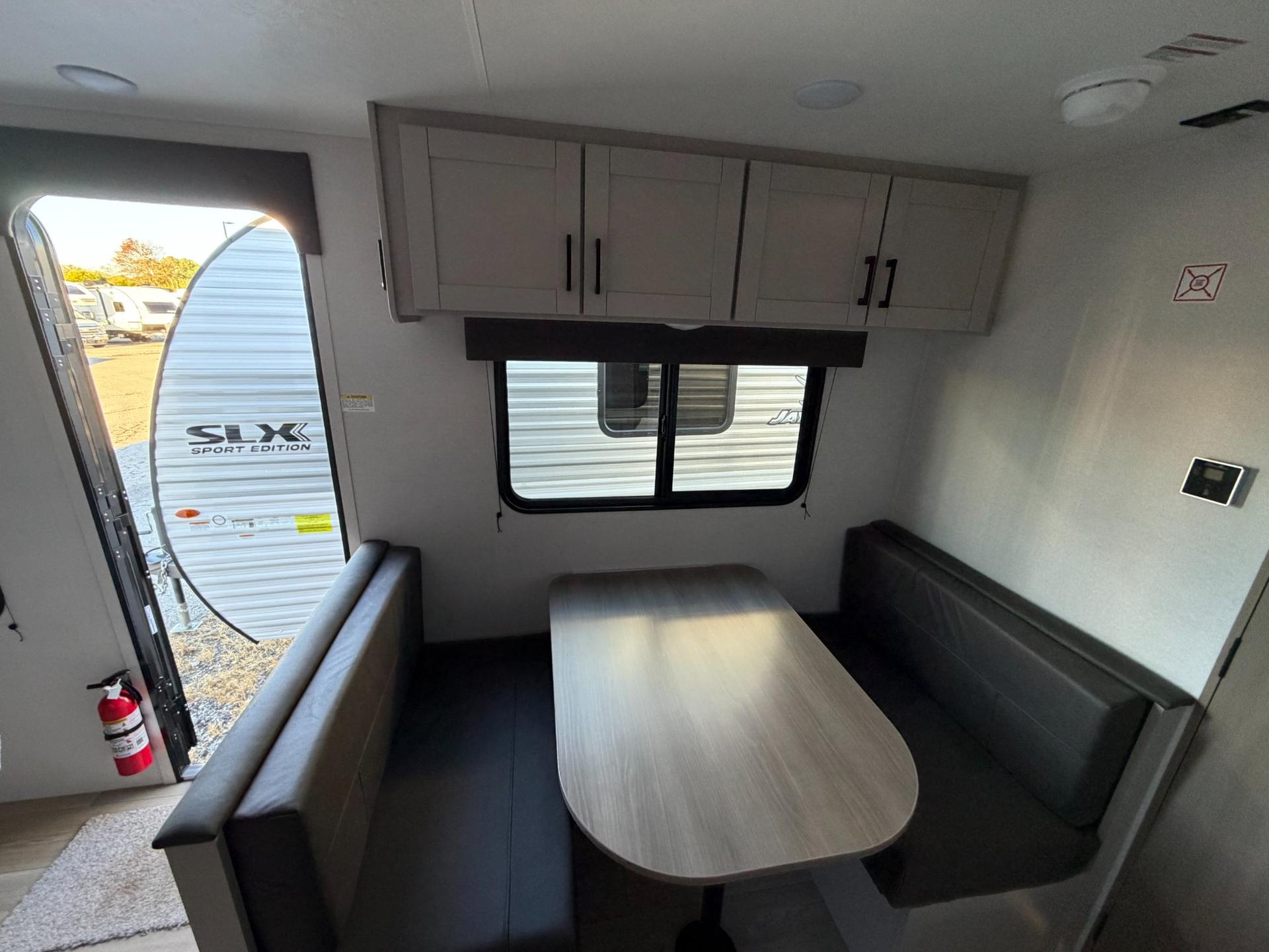 2027 Jayco 2027 Jayco JAY FLIGHT - thumbnail 10