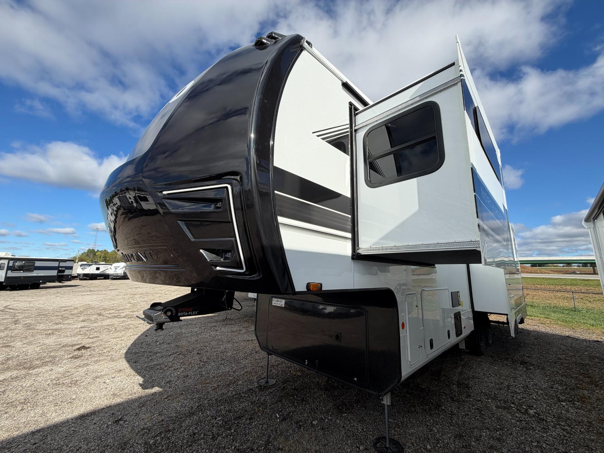 2027 Jayco 2027 Jayco North Point - thumbnail 8