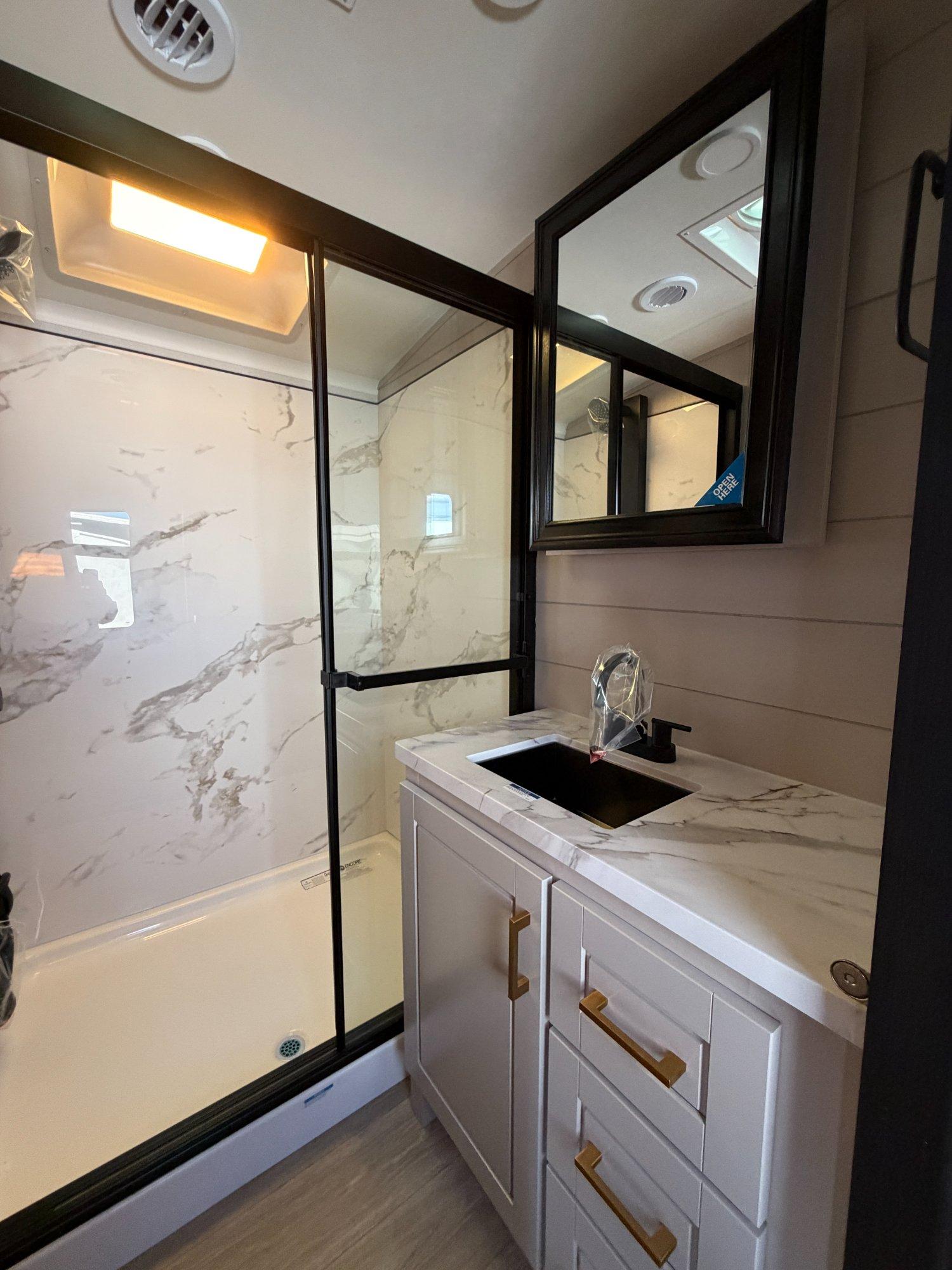 2027 Jayco 2027 Jayco North Point - thumbnail 20