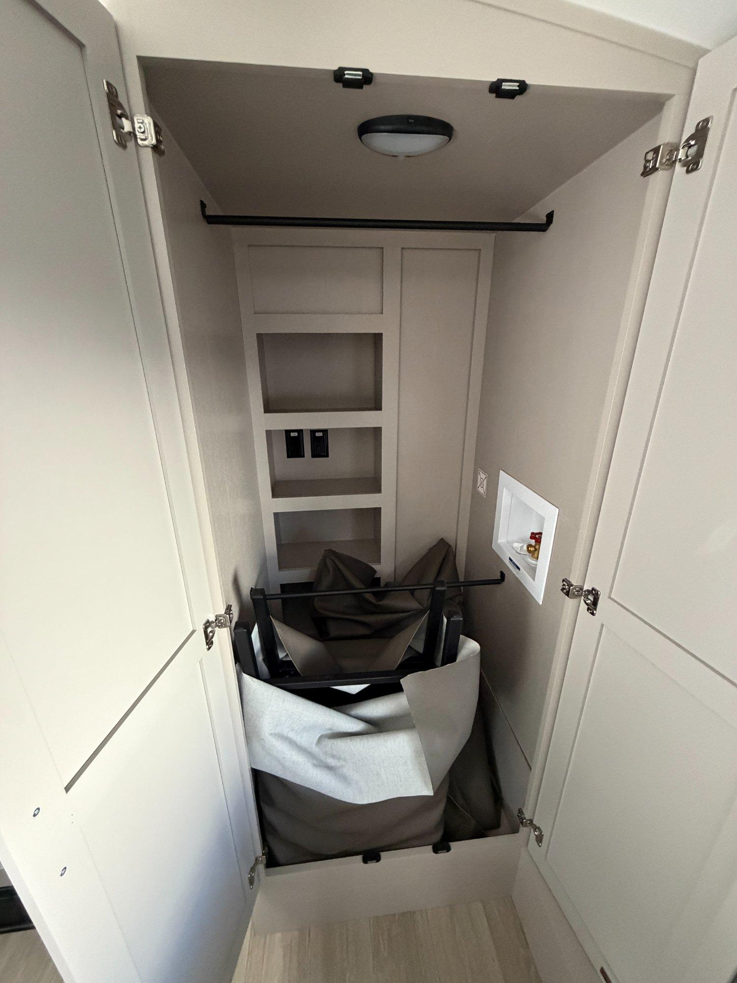 2027 Jayco 2027 Jayco North Point - thumbnail 24