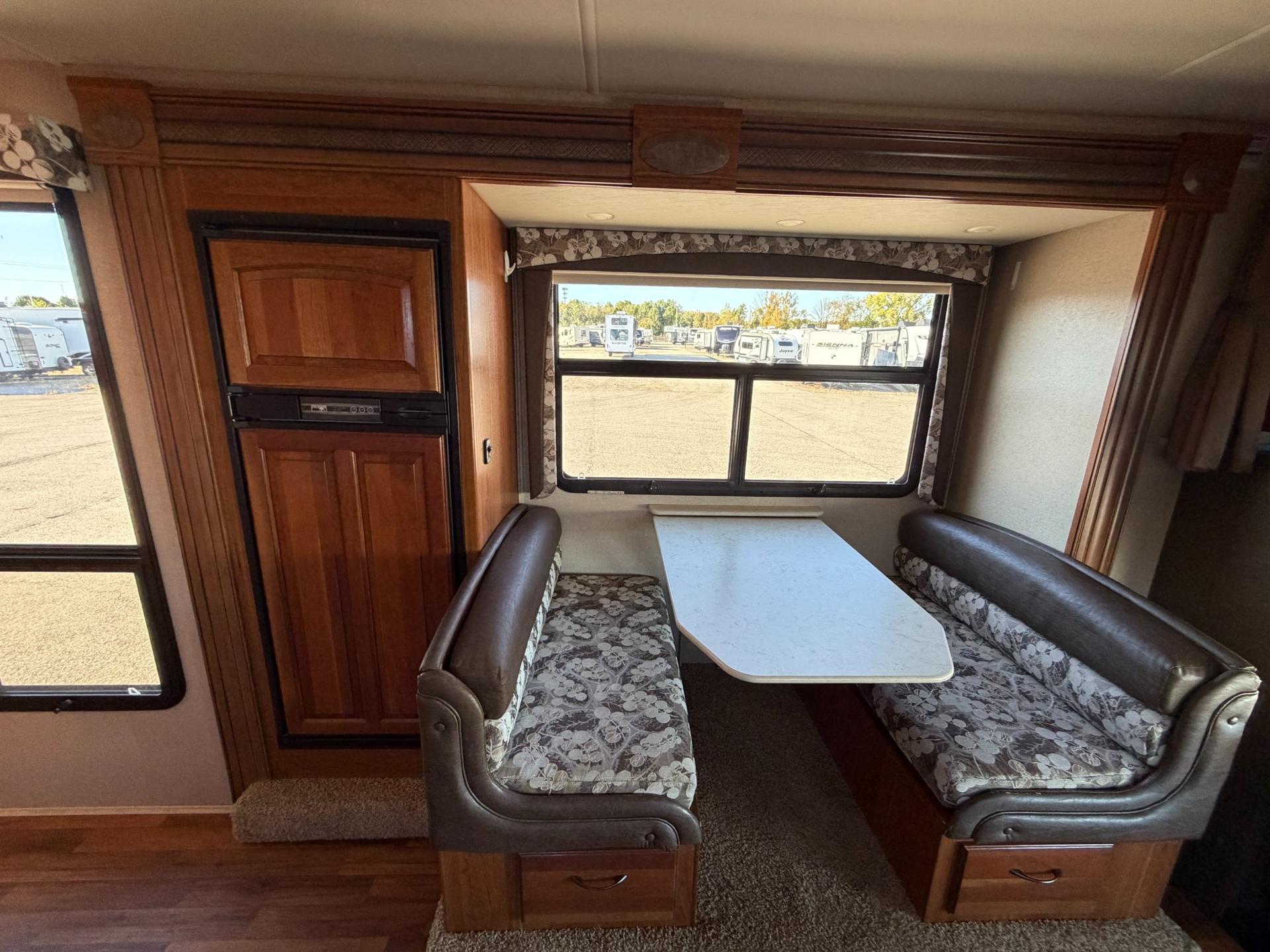 2016 Jayco 2016 Jayco Greyhawk - thumbnail 11