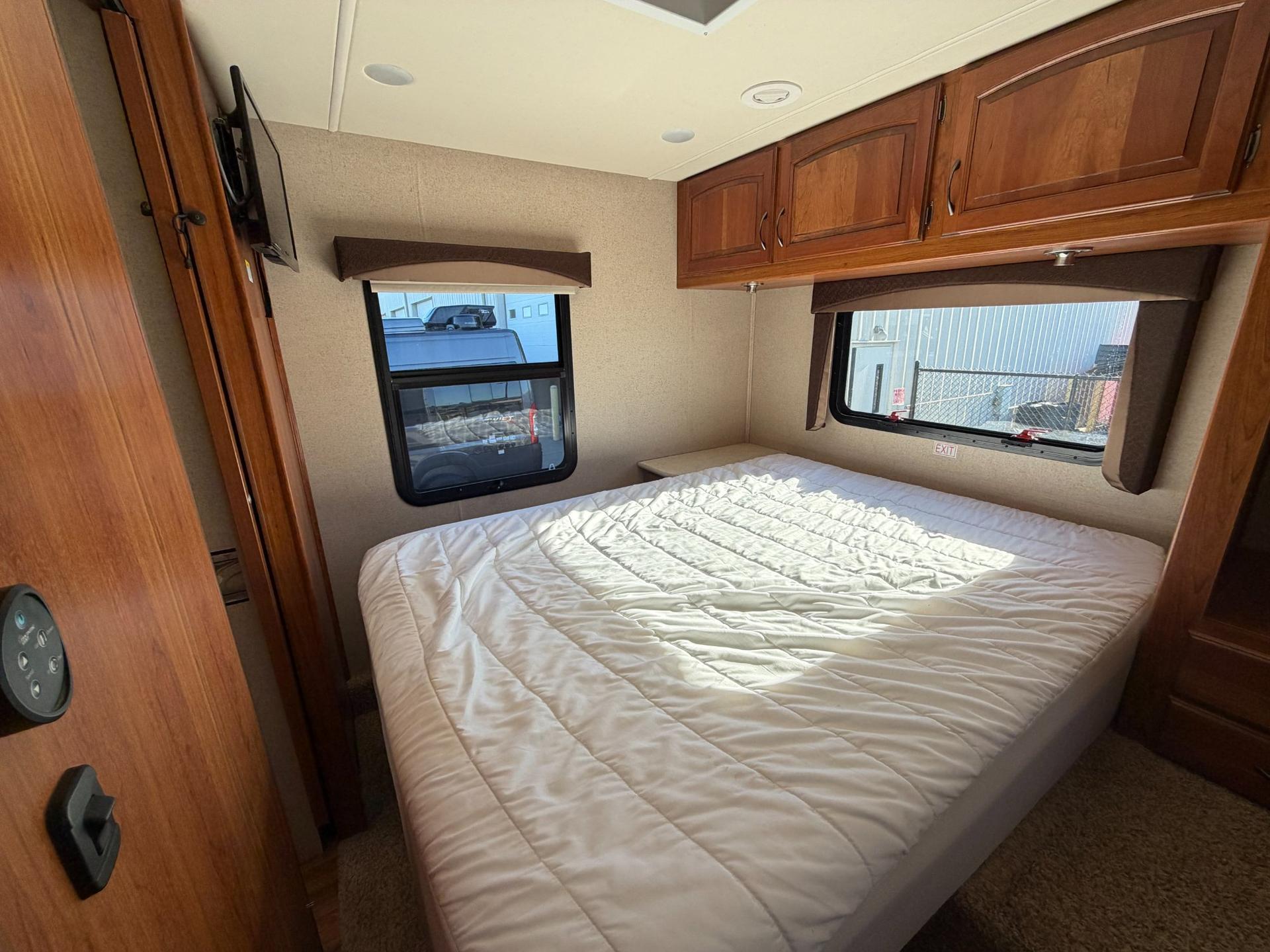 2016 Jayco 2016 Jayco Greyhawk - thumbnail 18