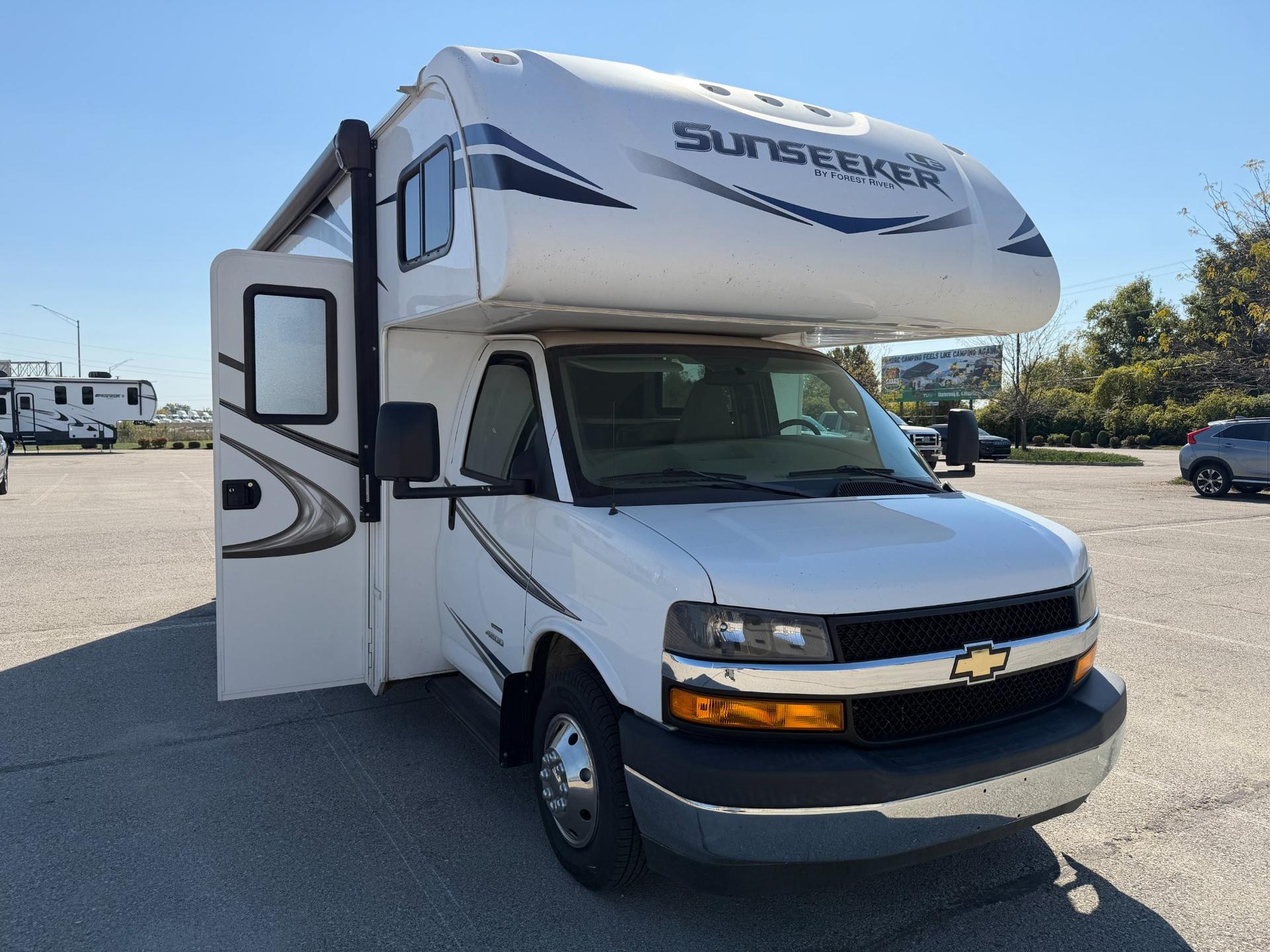2019 Forest River SUNSEEKER LE 2250 LE