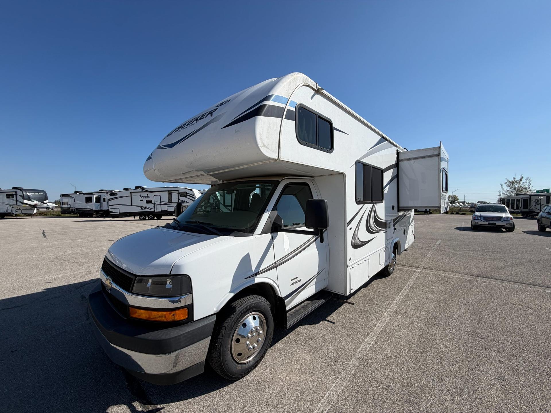 2019 Forest River 2019 Forest River SUNSEEKER LE - thumbnail 9