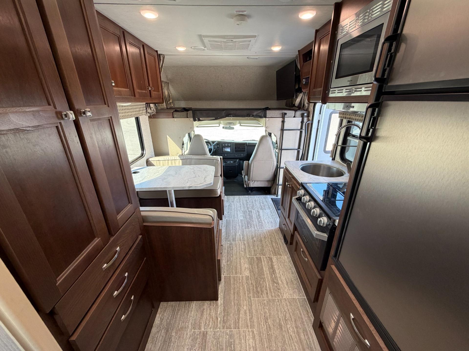 2019 Forest River 2019 Forest River SUNSEEKER LE - thumbnail 12