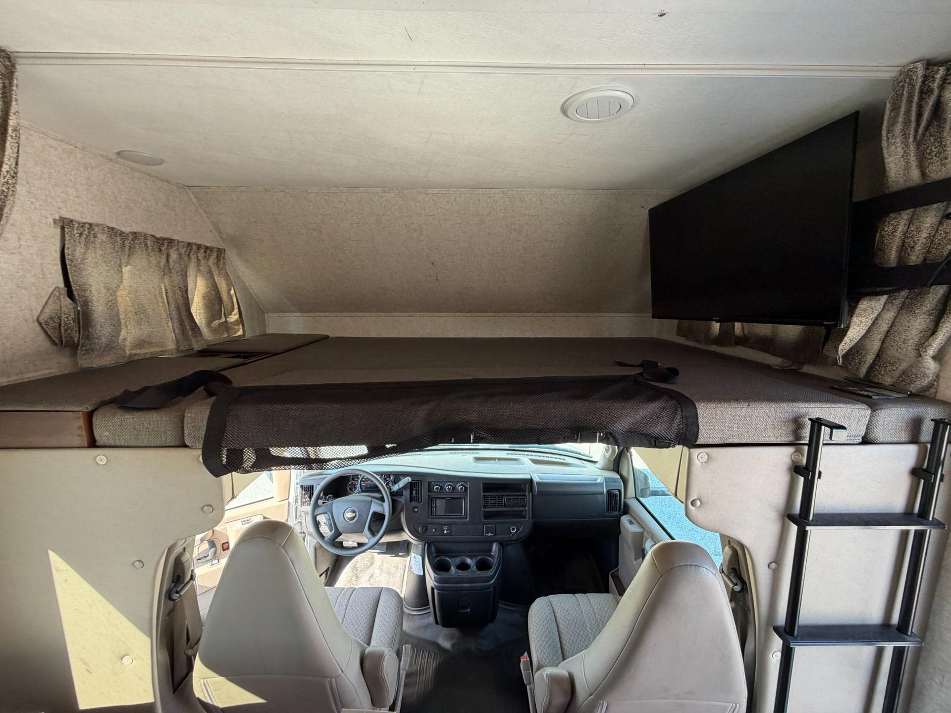 2019 Forest River 2019 Forest River SUNSEEKER LE - thumbnail 13