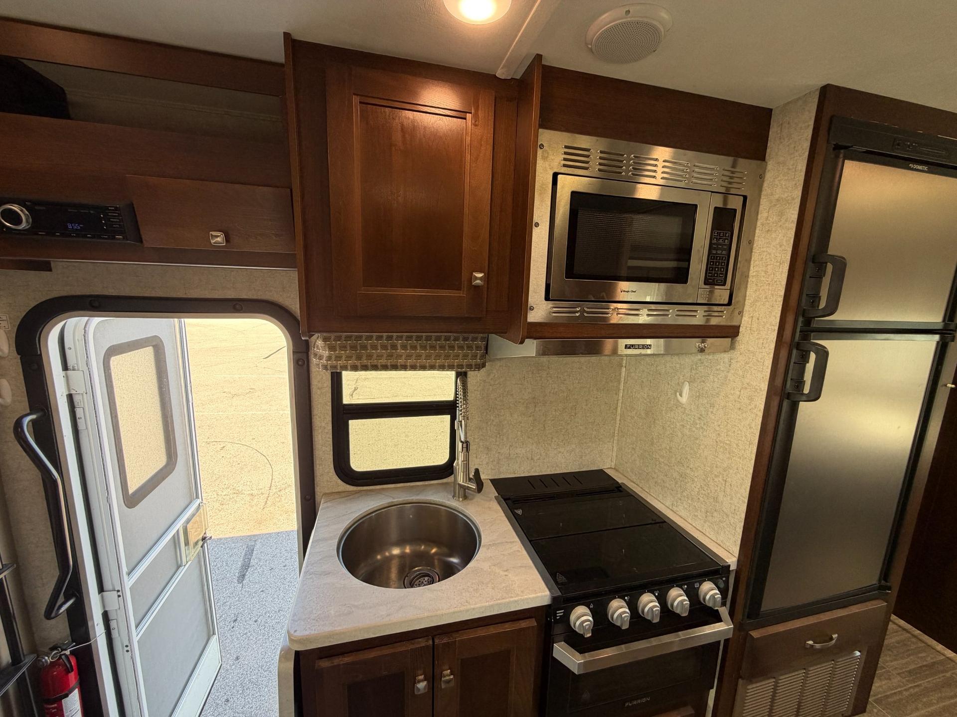 2019 Forest River 2019 Forest River SUNSEEKER LE - thumbnail 15